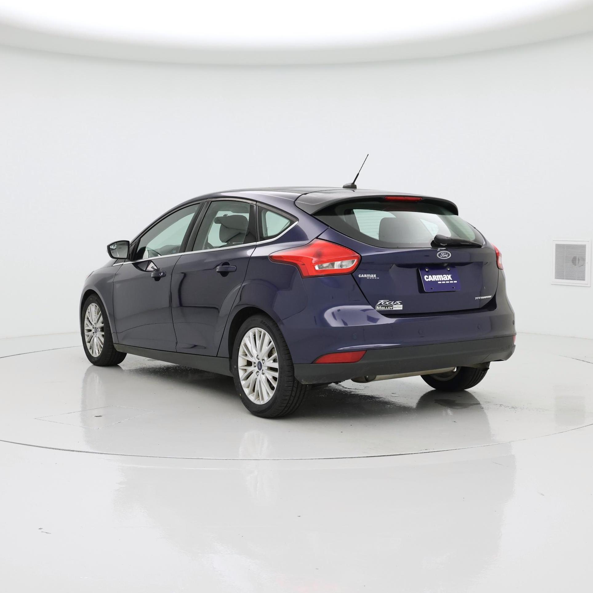 Thumbnail: 2017 Ford Focus - 2