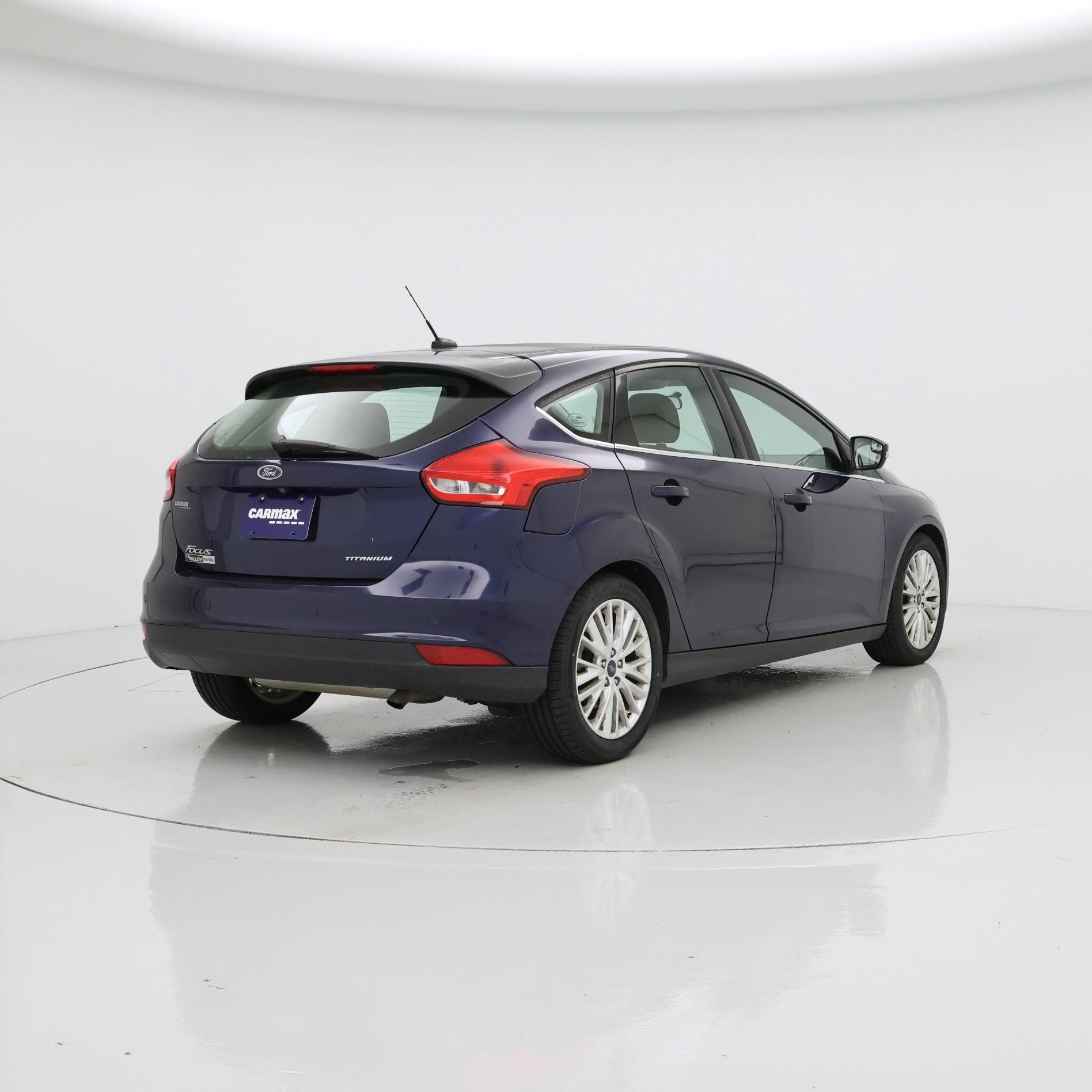 Thumbnail: 2017 Ford Focus - 8