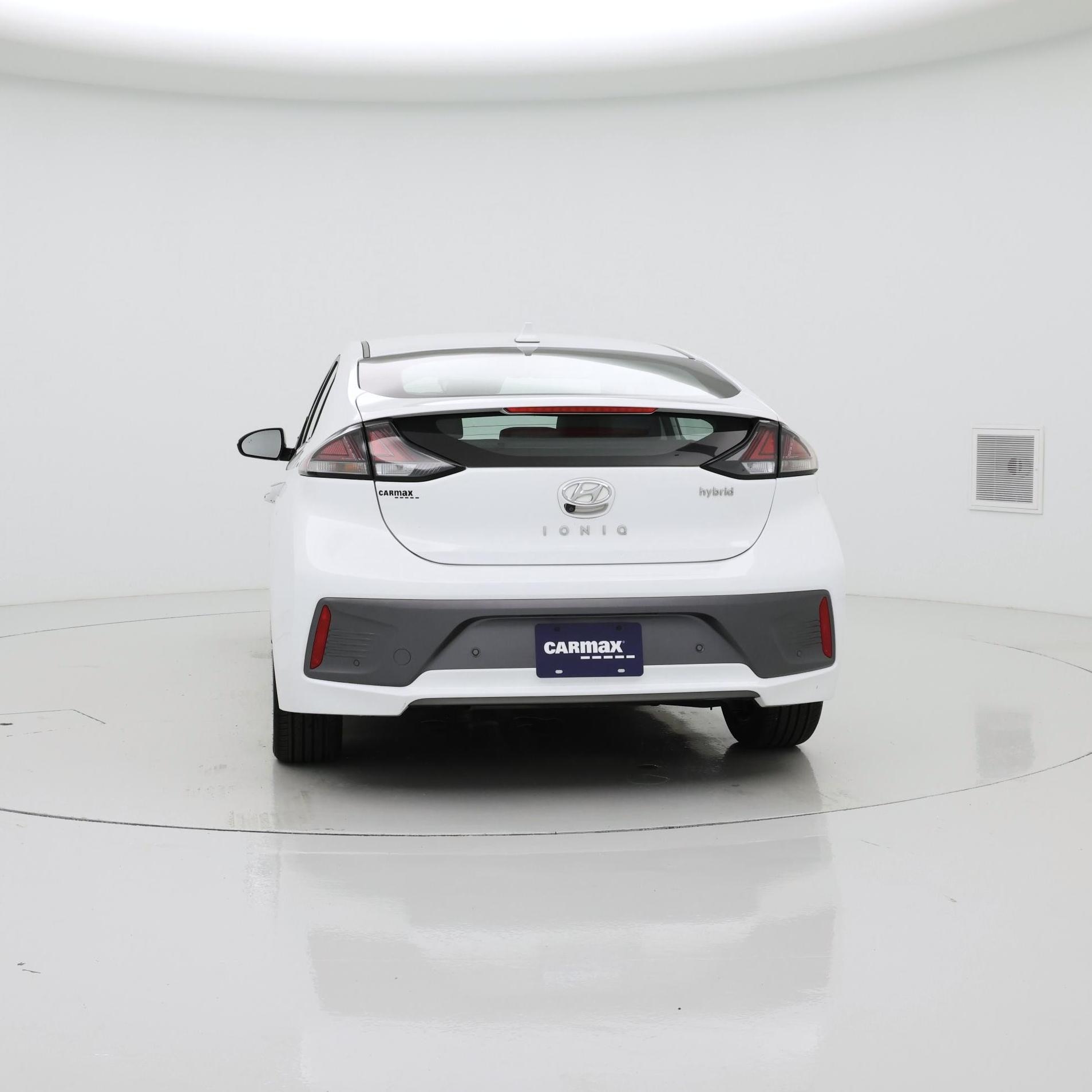 Thumbnail: 2022 Hyundai Ioniq - 6