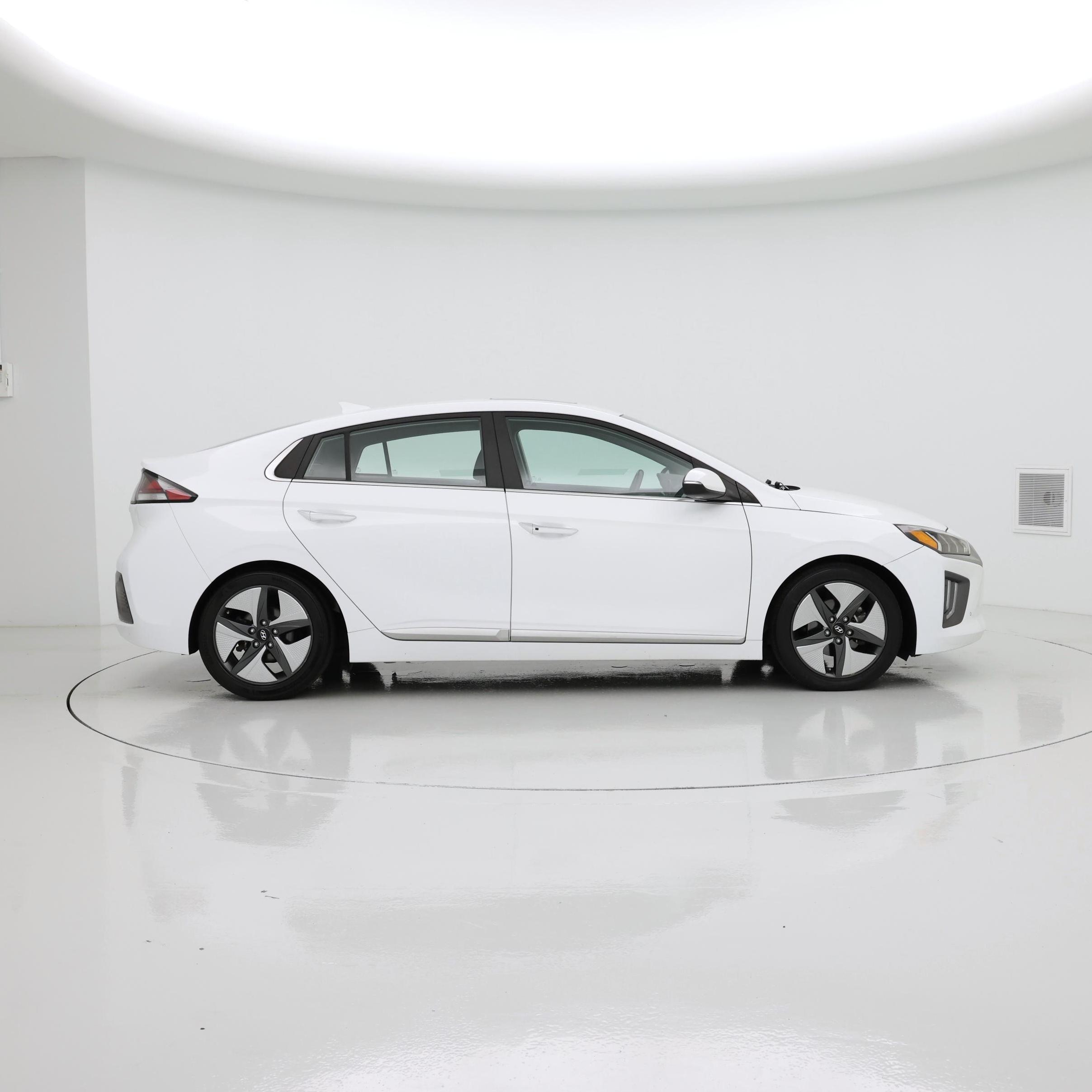 Thumbnail: 2022 Hyundai Ioniq - 7