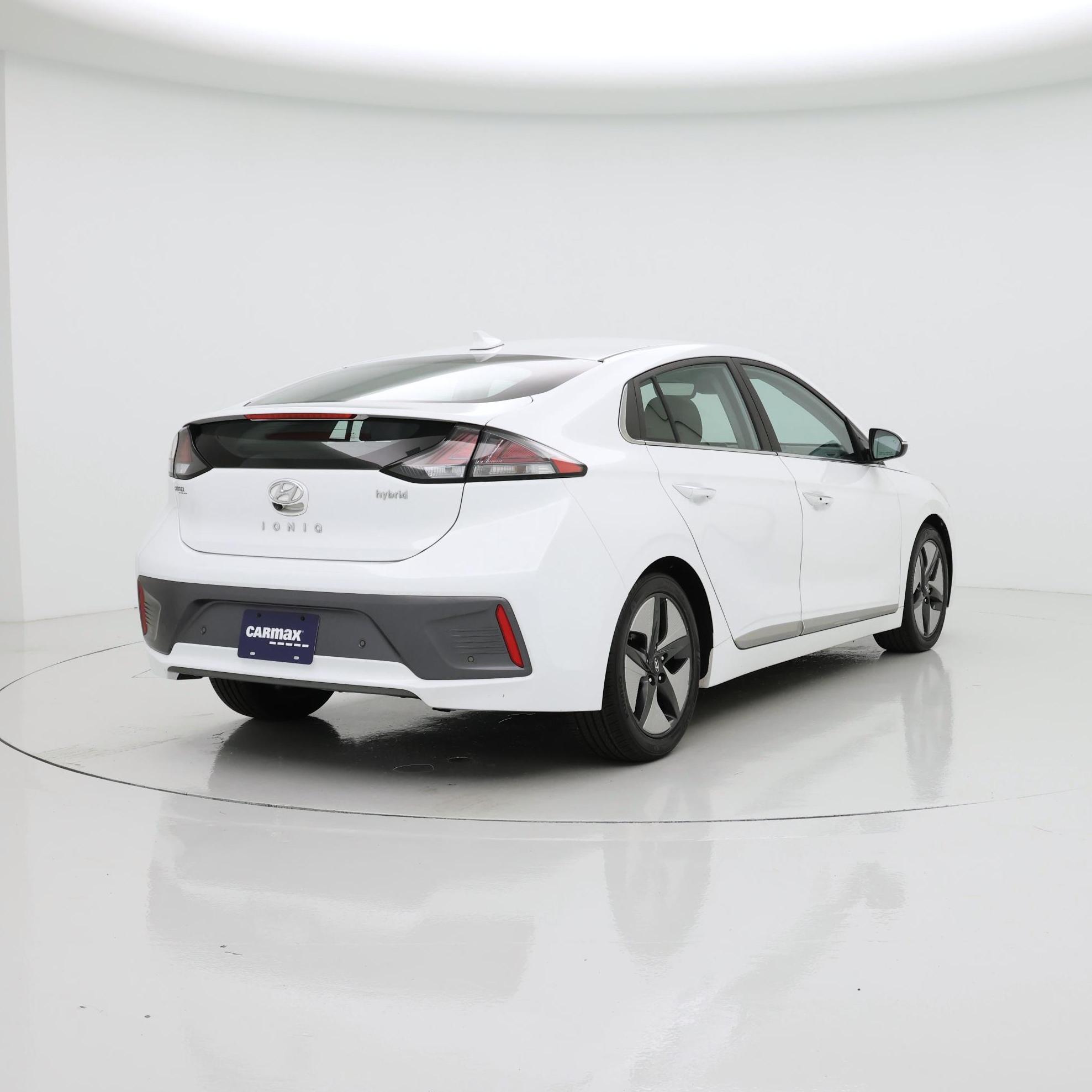 Thumbnail: 2022 Hyundai Ioniq - 8