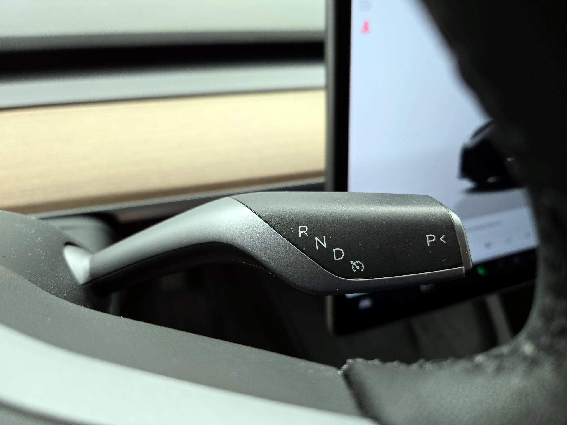 Thumbnail: 2023 Tesla Model 3 - 17