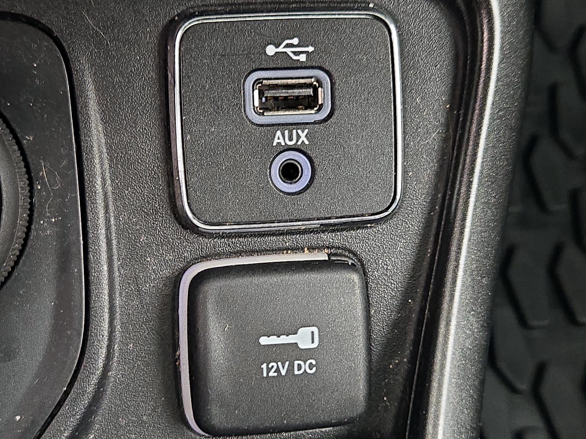 Thumbnail: 2018 Jeep Compass - 19