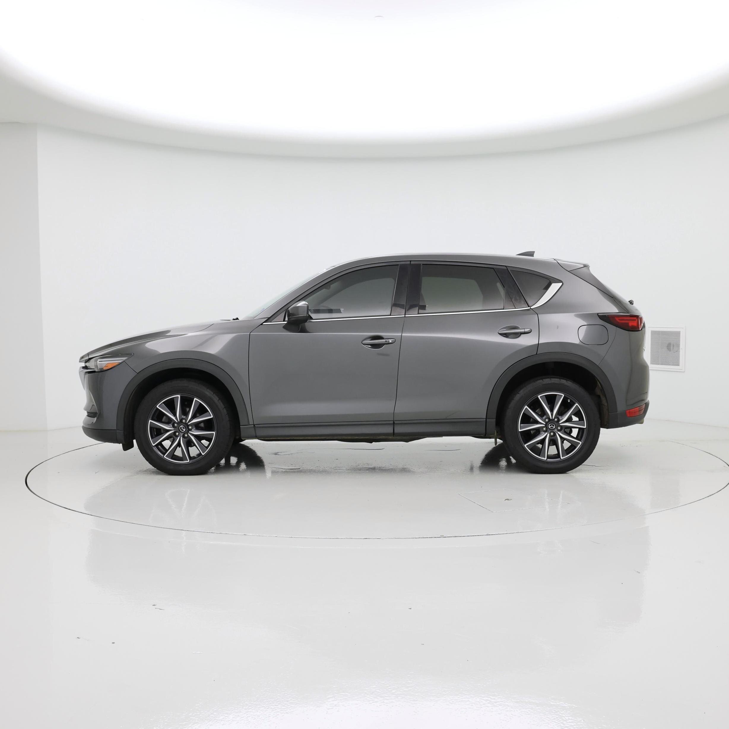 Thumbnail: 2018 Mazda CX-5 - 3