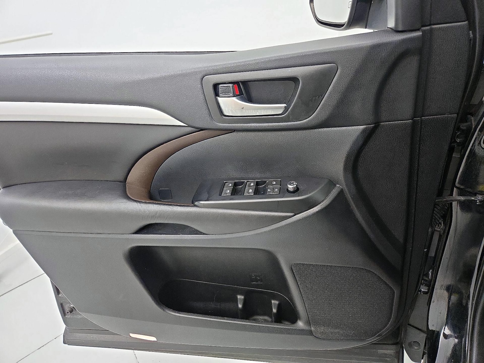 2019 Toyota Highlander XLE - Photo 13