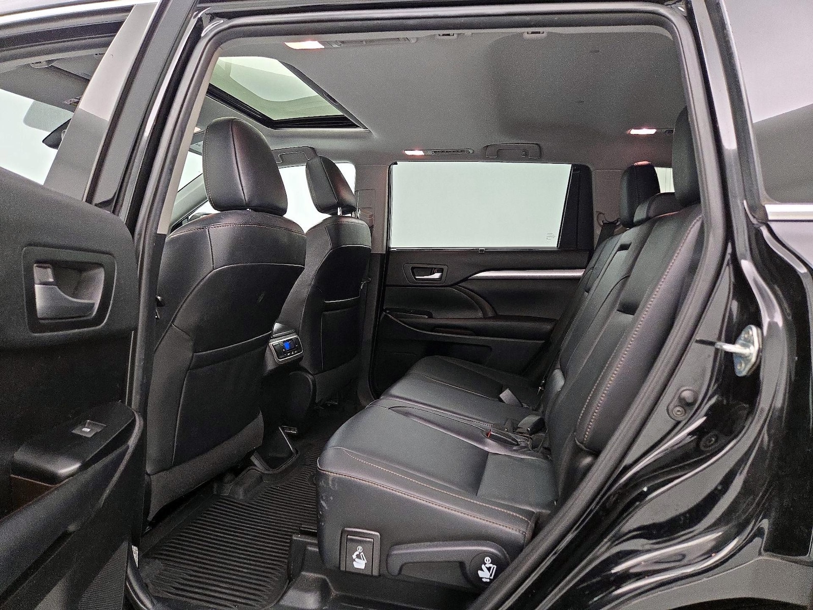 2019 Toyota Highlander XLE - Photo 22