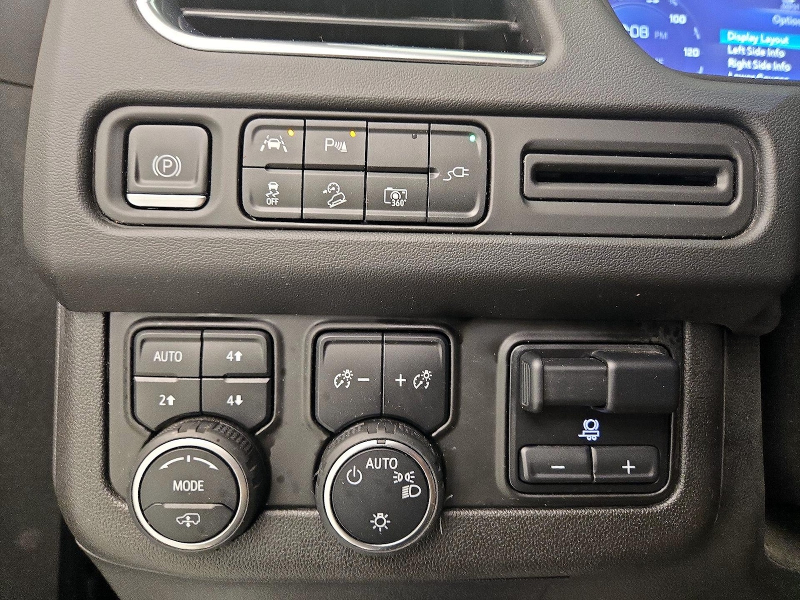 2022 Chevrolet Tahoe Z71 - Photo 14