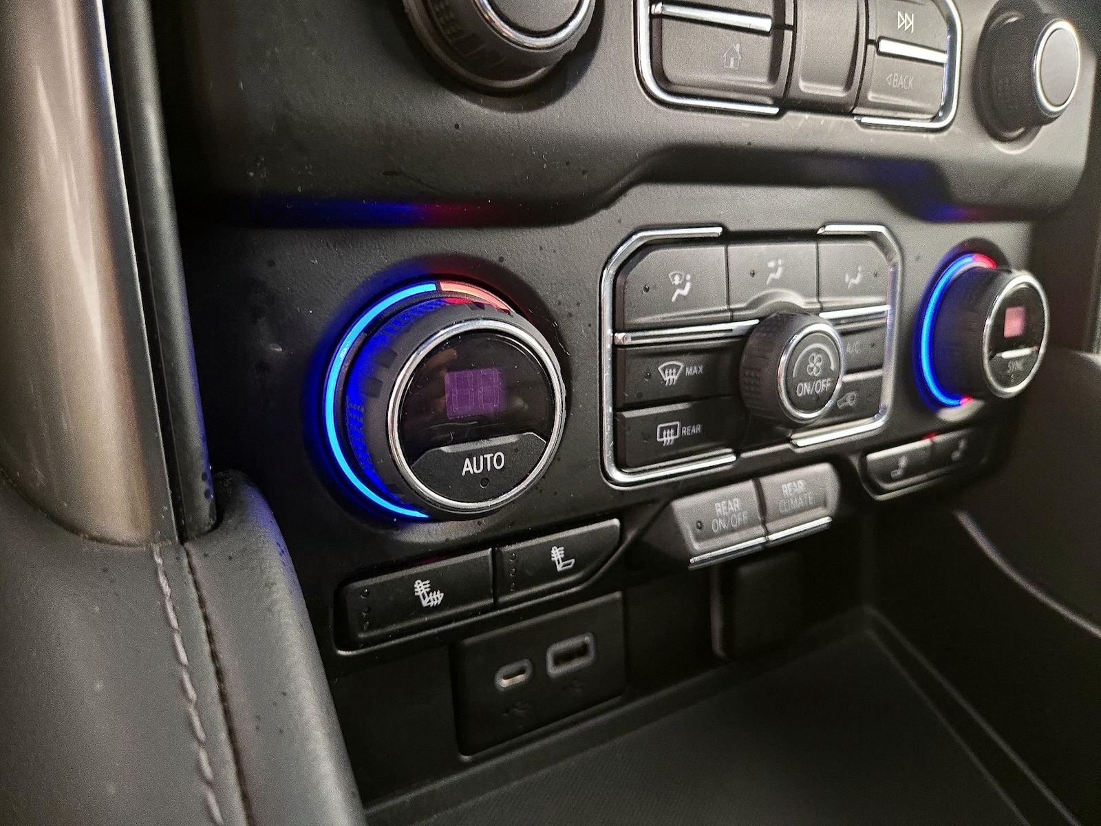 2022 Chevrolet Tahoe Z71 - Photo 18