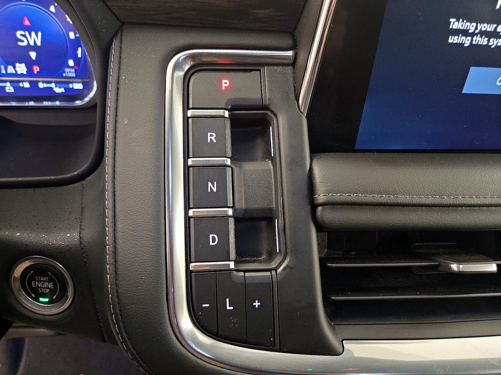 2022 Chevrolet Tahoe Z71 - Photo 19