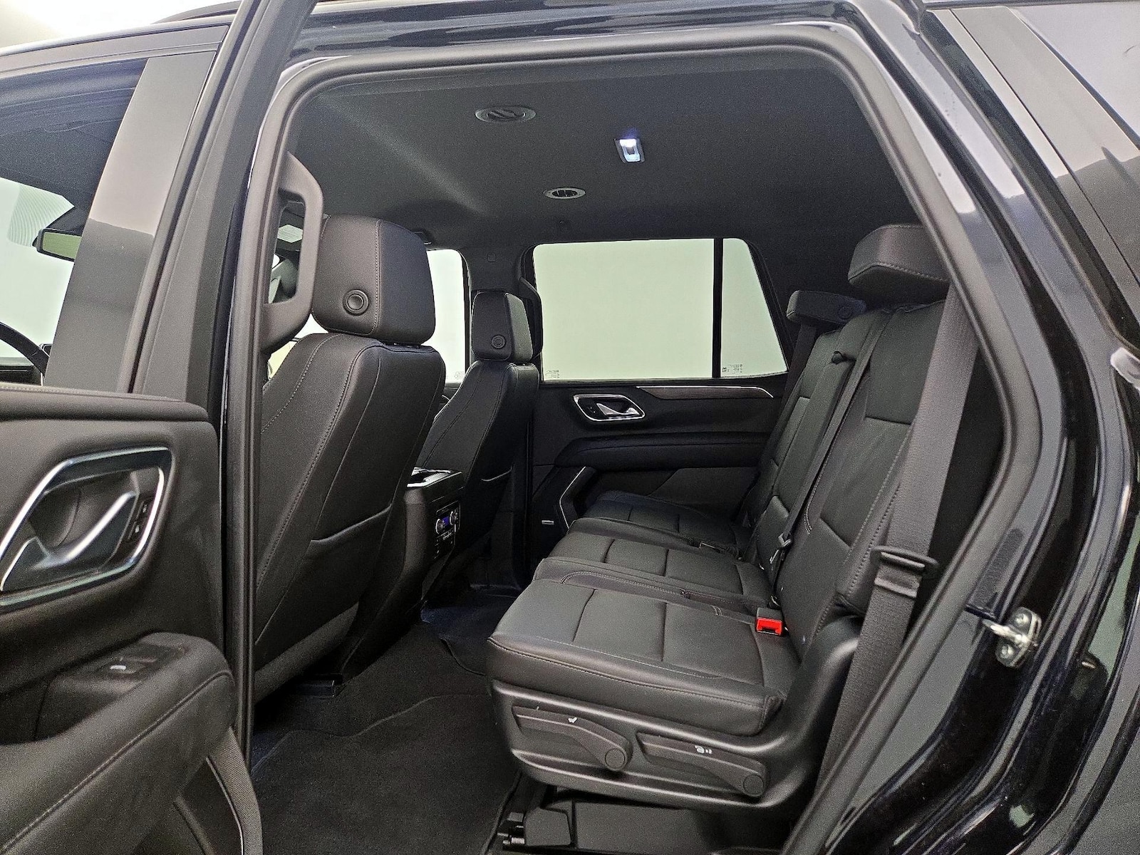 2022 Chevrolet Tahoe Z71 - Photo 21