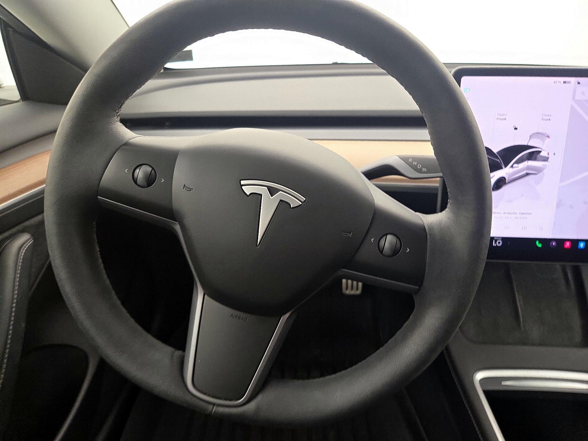 Thumbnail: 2023 Tesla Model 3 - 10