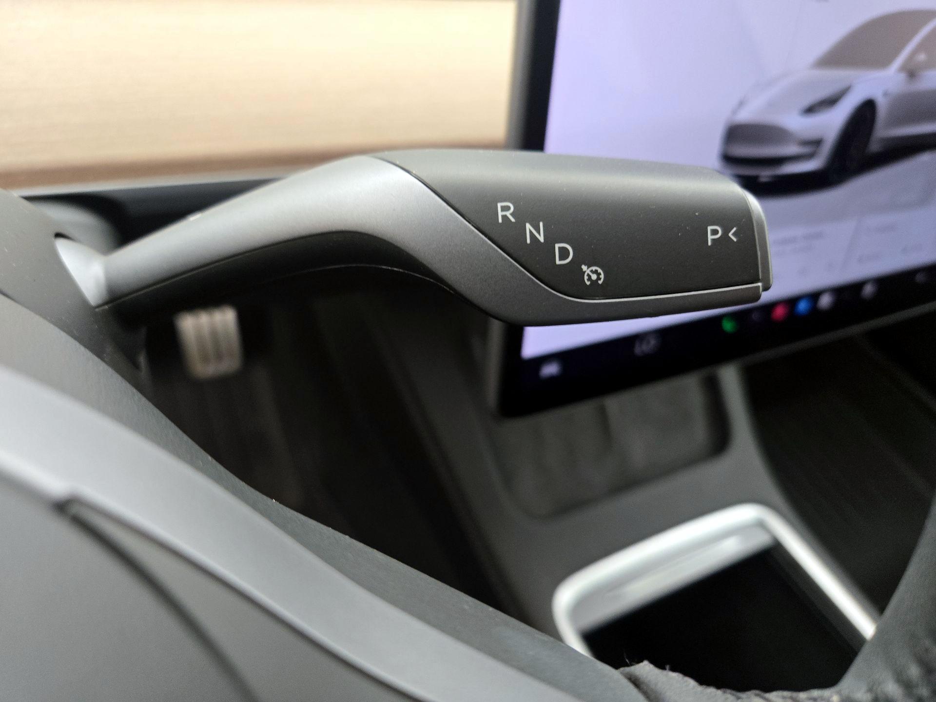 Thumbnail: 2023 Tesla Model 3 - 17