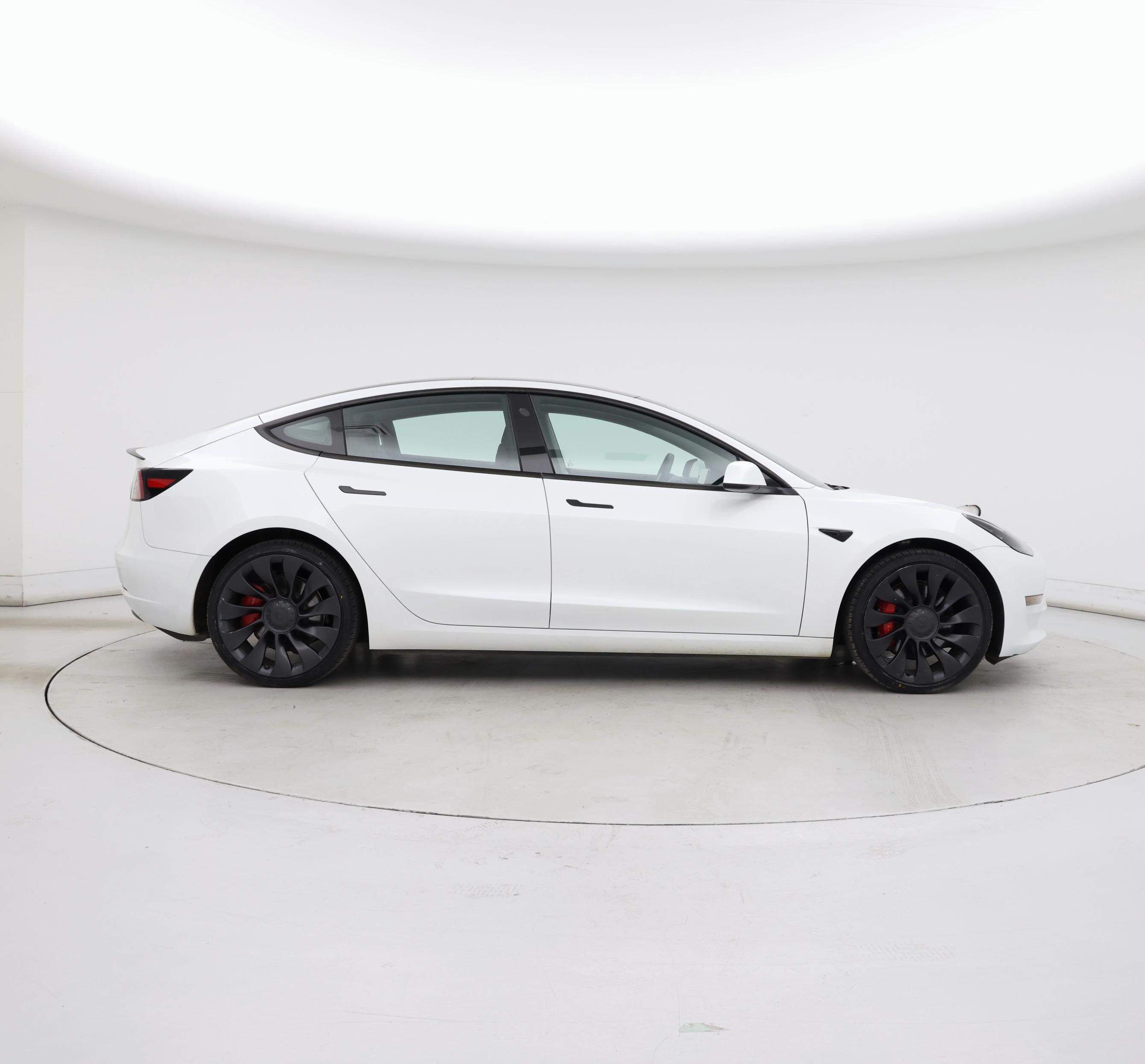 Thumbnail: 2023 Tesla Model 3 - 7