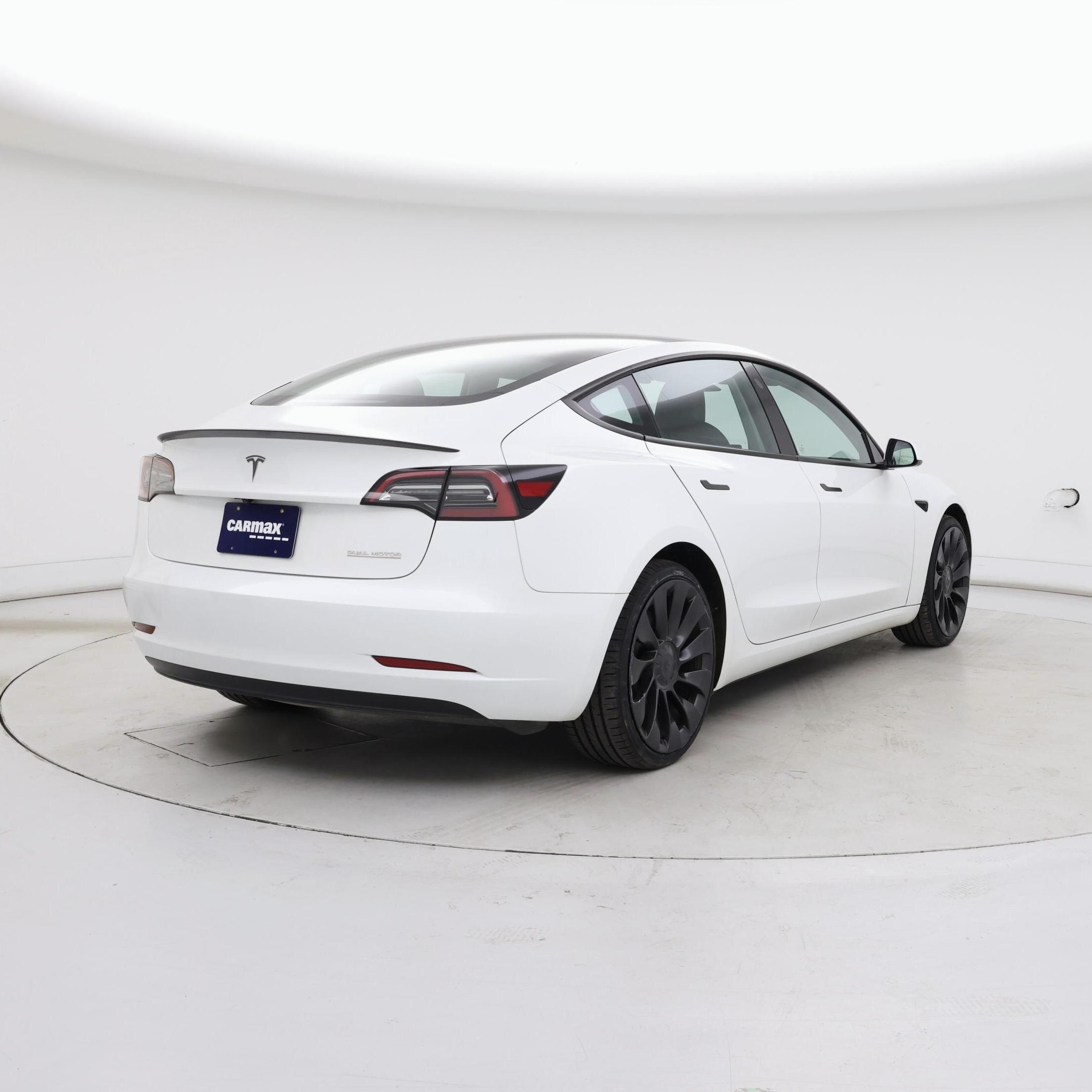 Thumbnail: 2023 Tesla Model 3 - 8