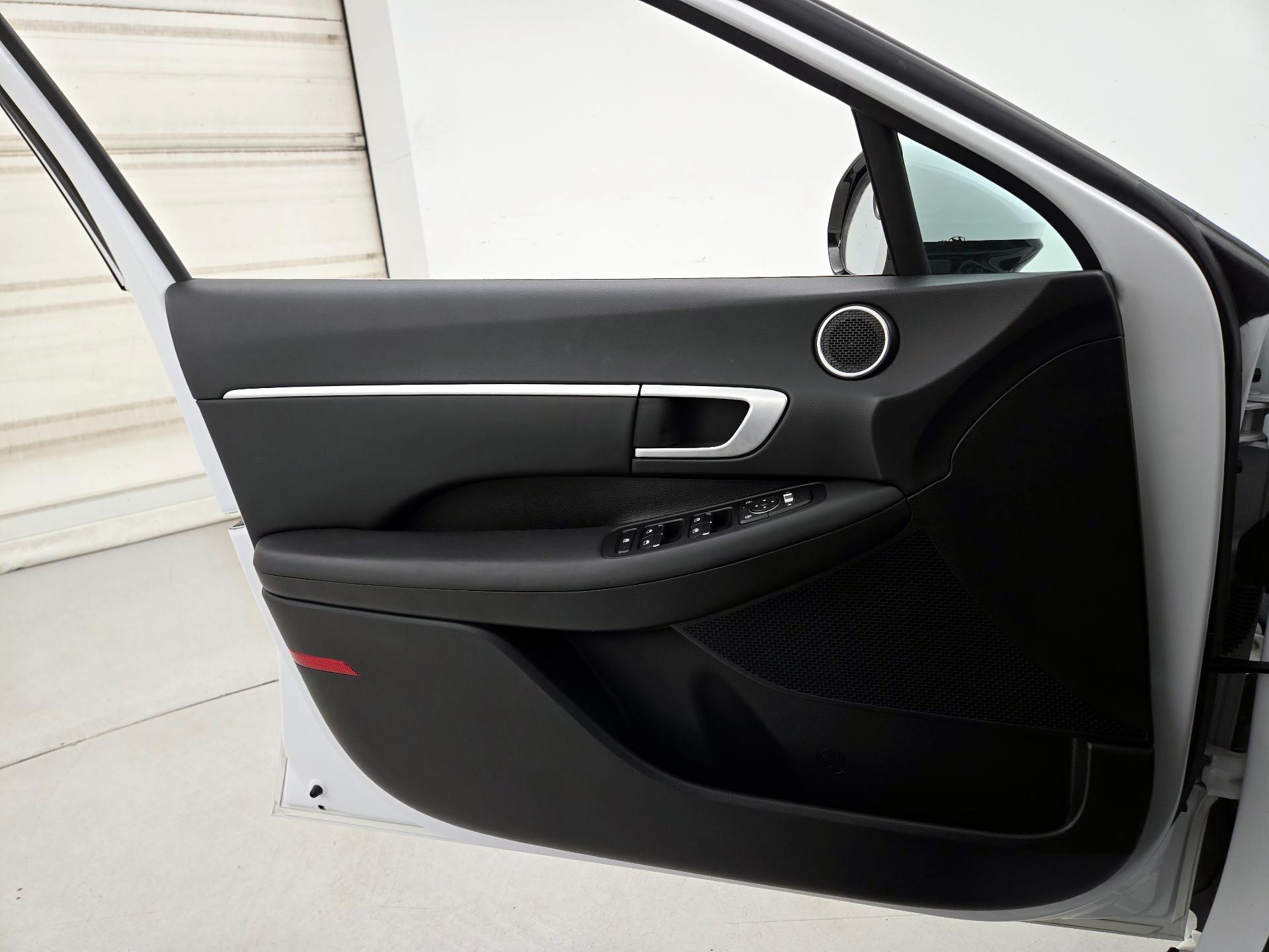 Thumbnail: 2024 Hyundai Sonata - 12
