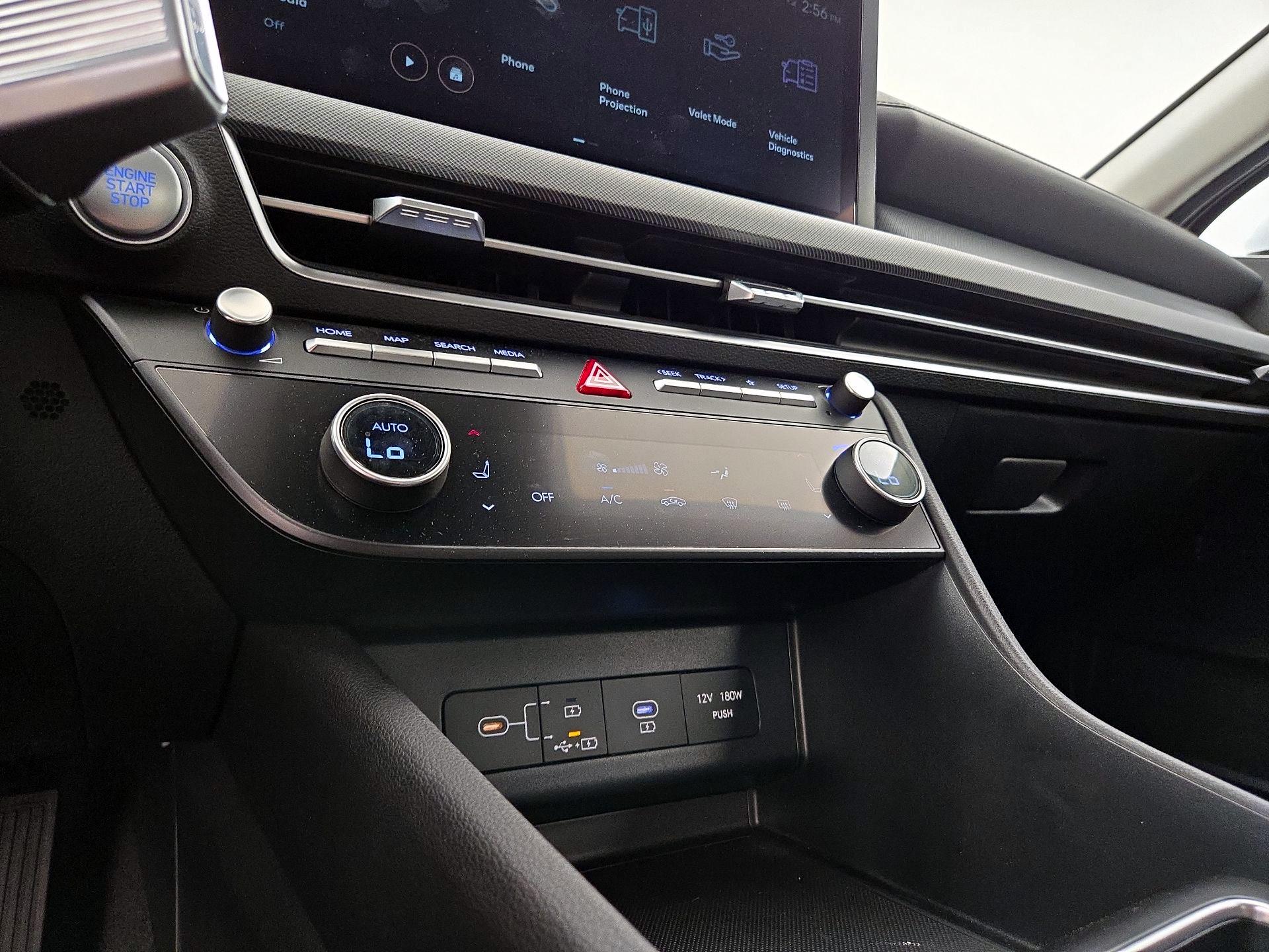 Thumbnail: 2024 Hyundai Sonata - 16
