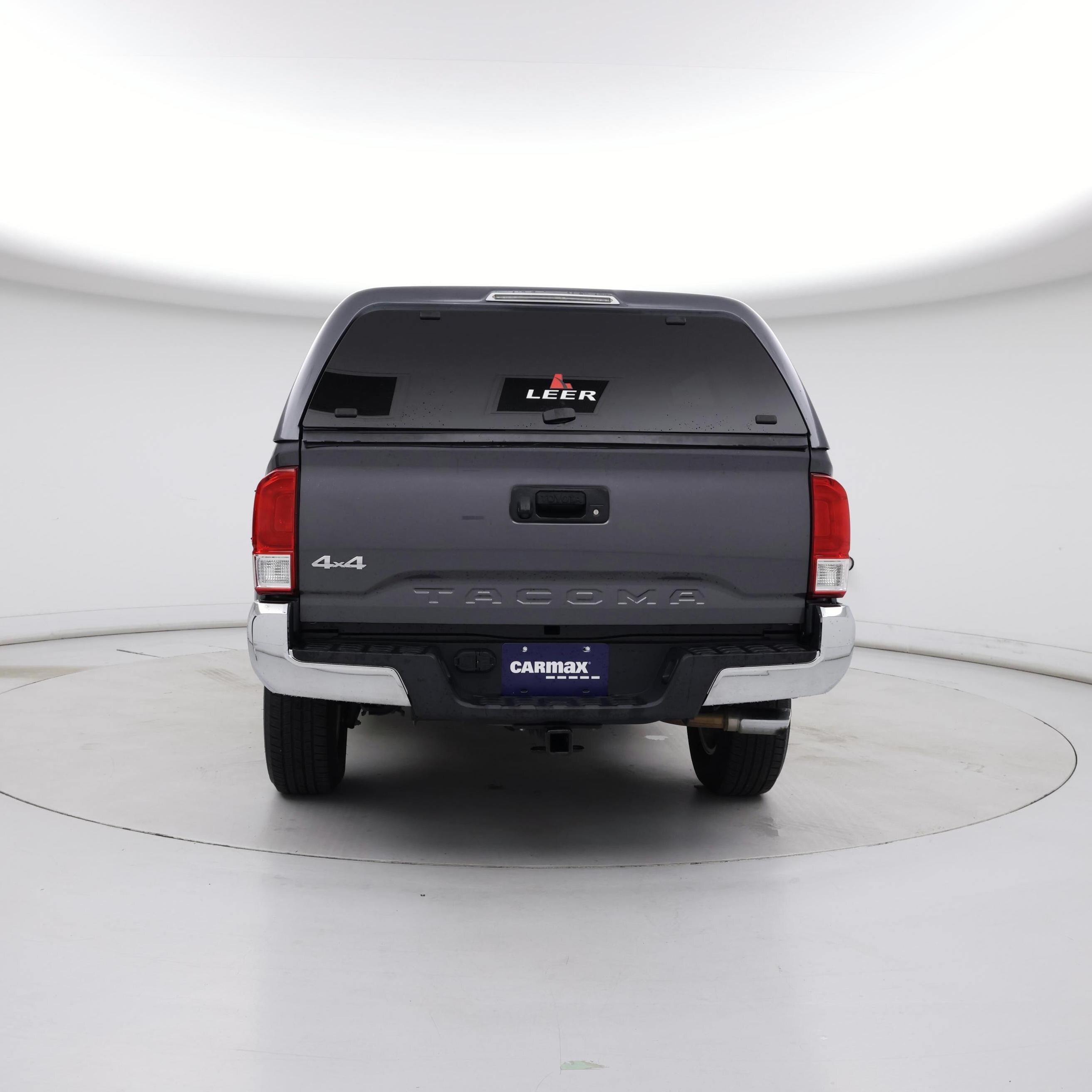 Thumbnail: 2016 Toyota Tacoma - 6