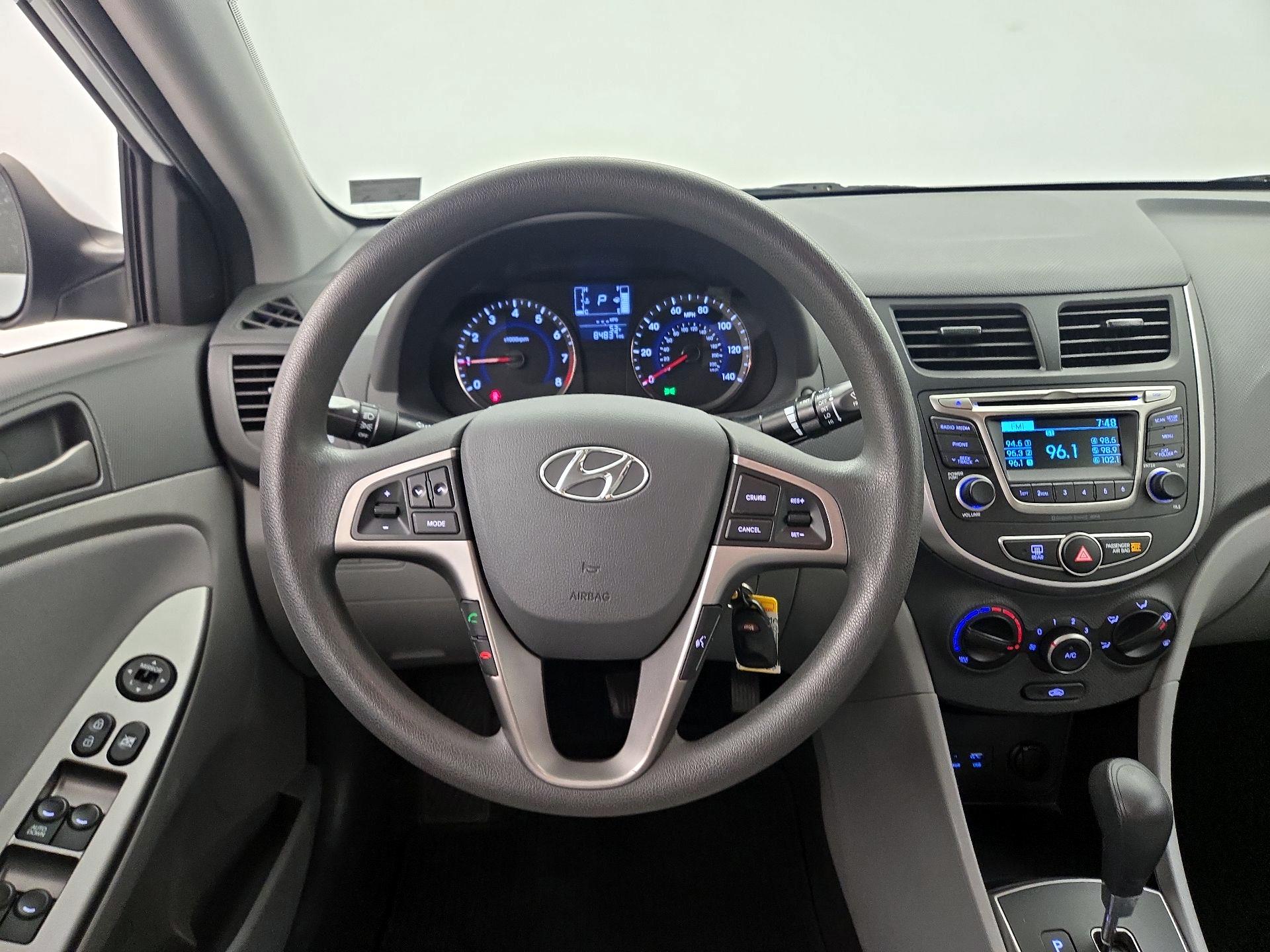 Thumbnail: 2017 Hyundai Accent - 10