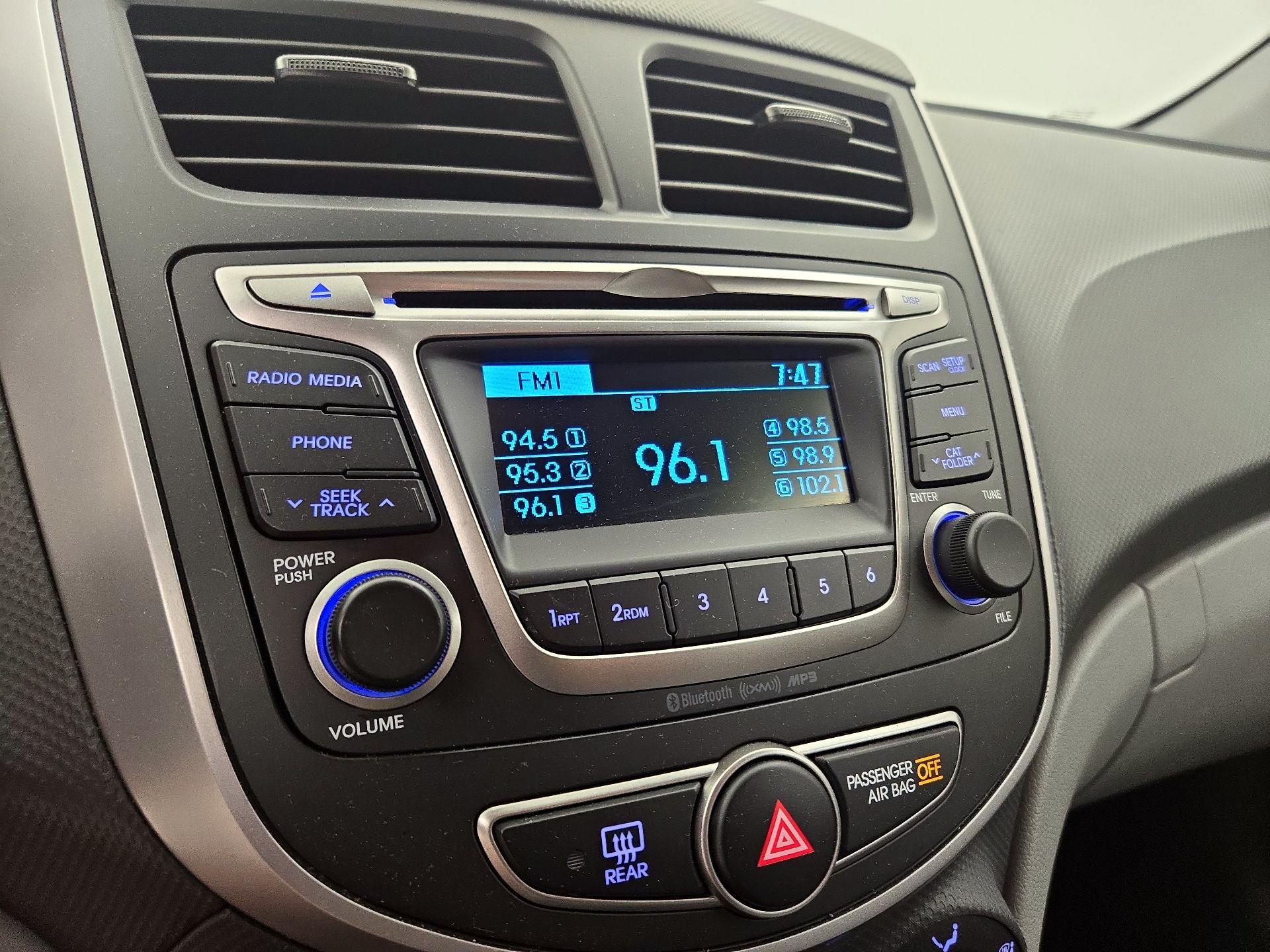 Thumbnail: 2017 Hyundai Accent - 14