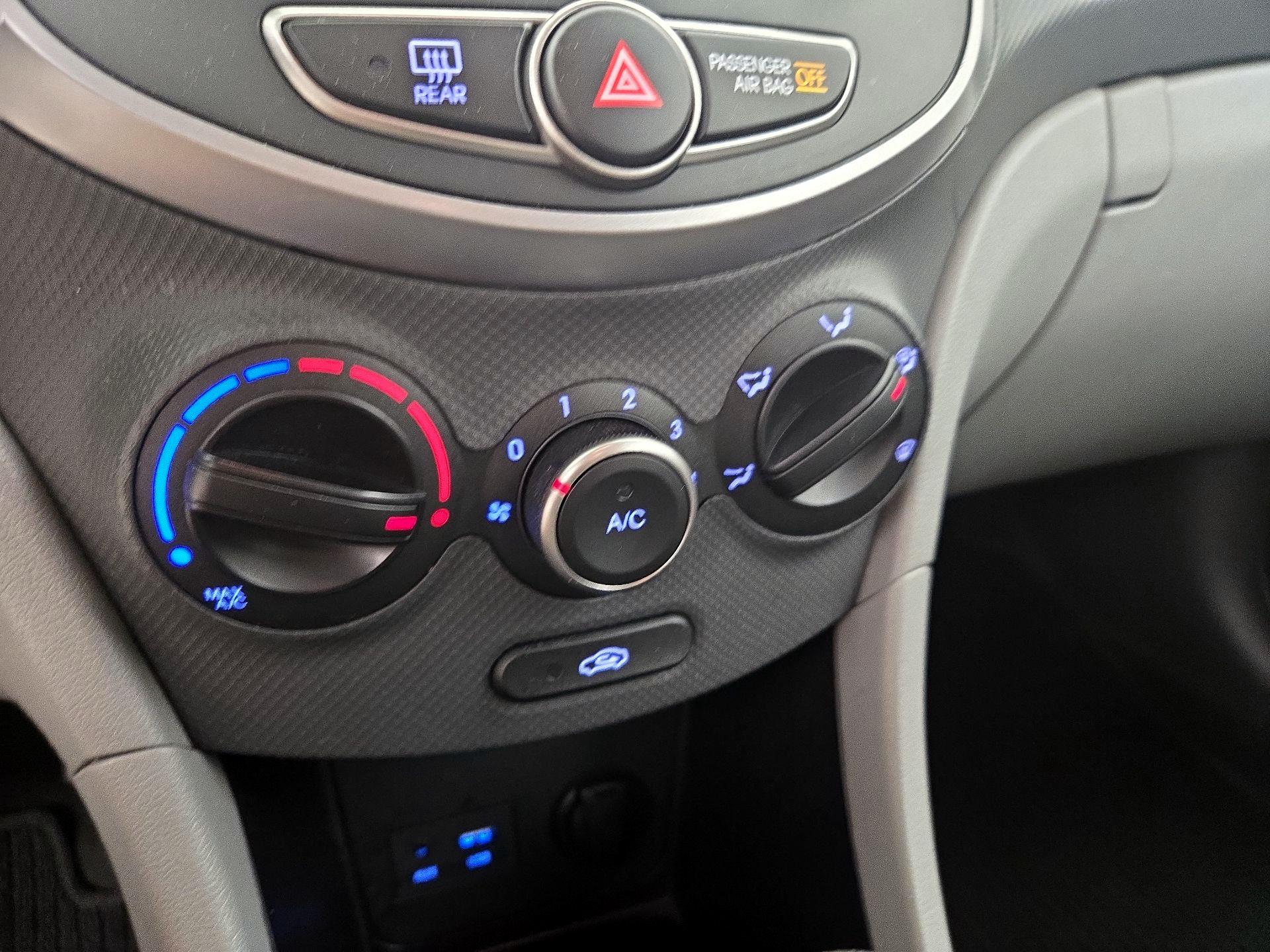 Thumbnail: 2017 Hyundai Accent - 15