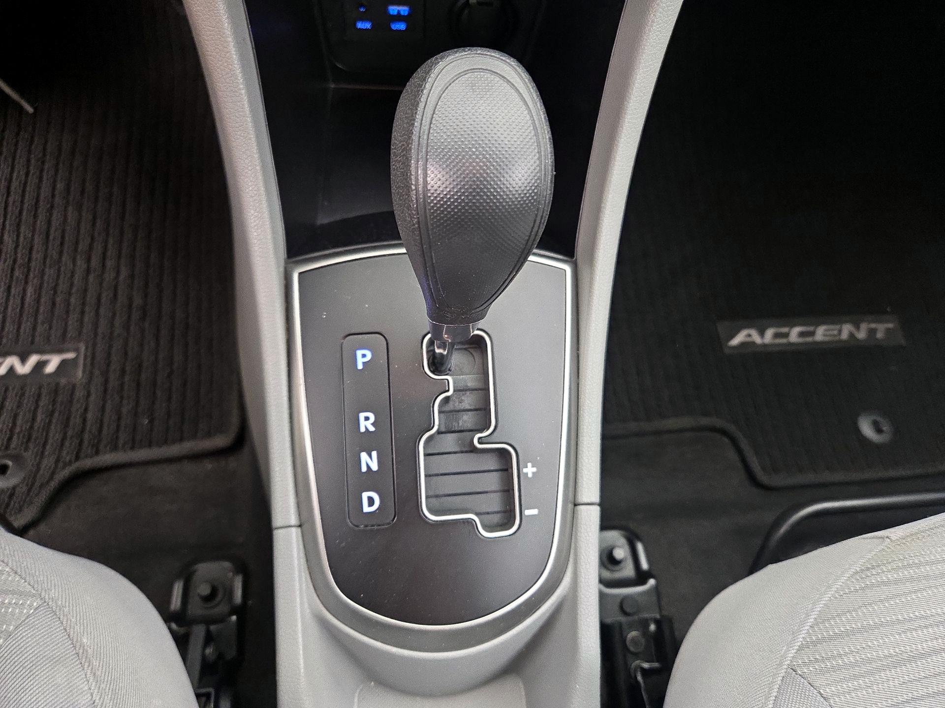 Thumbnail: 2017 Hyundai Accent - 16