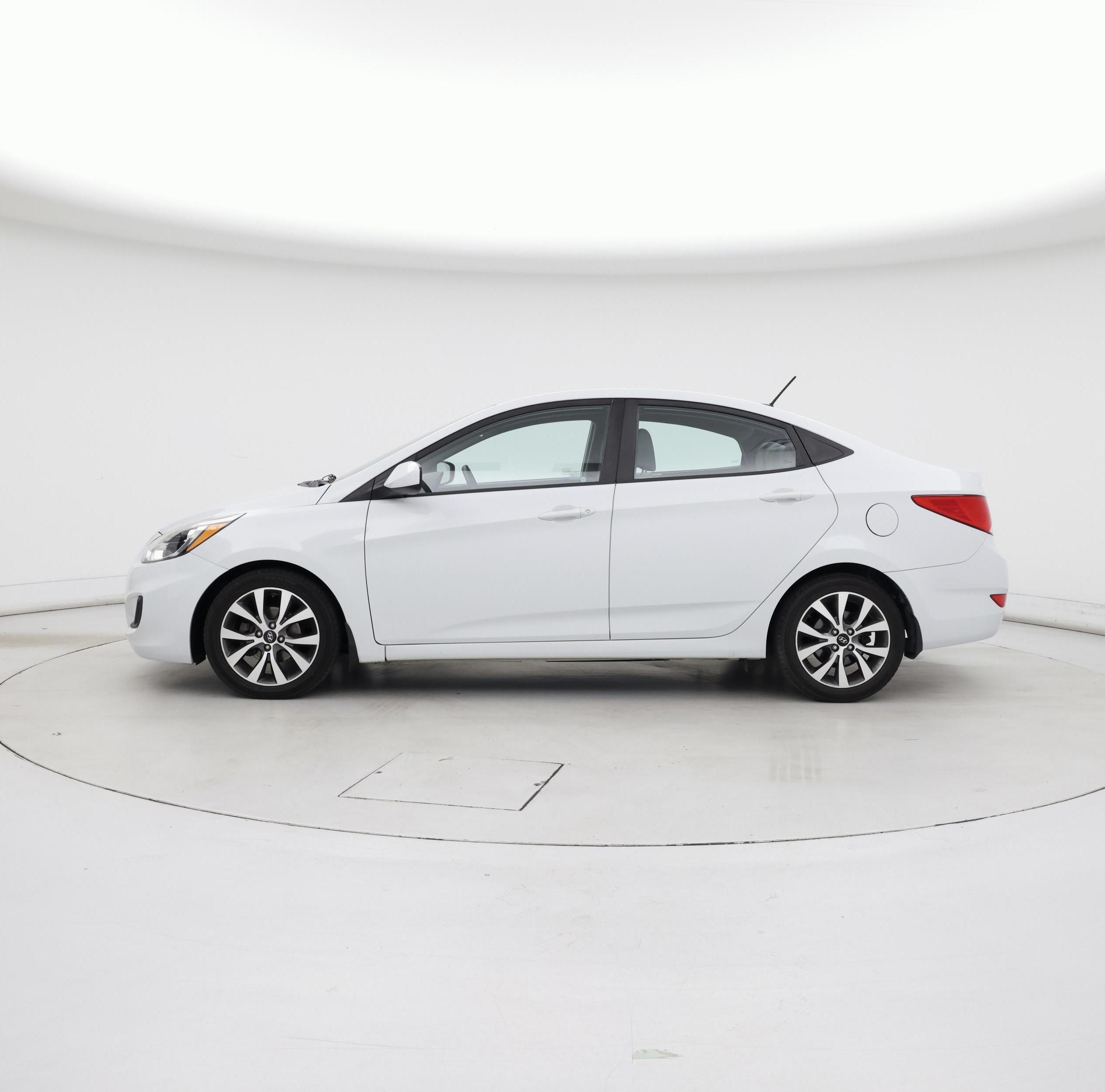 Thumbnail: 2017 Hyundai Accent - 3