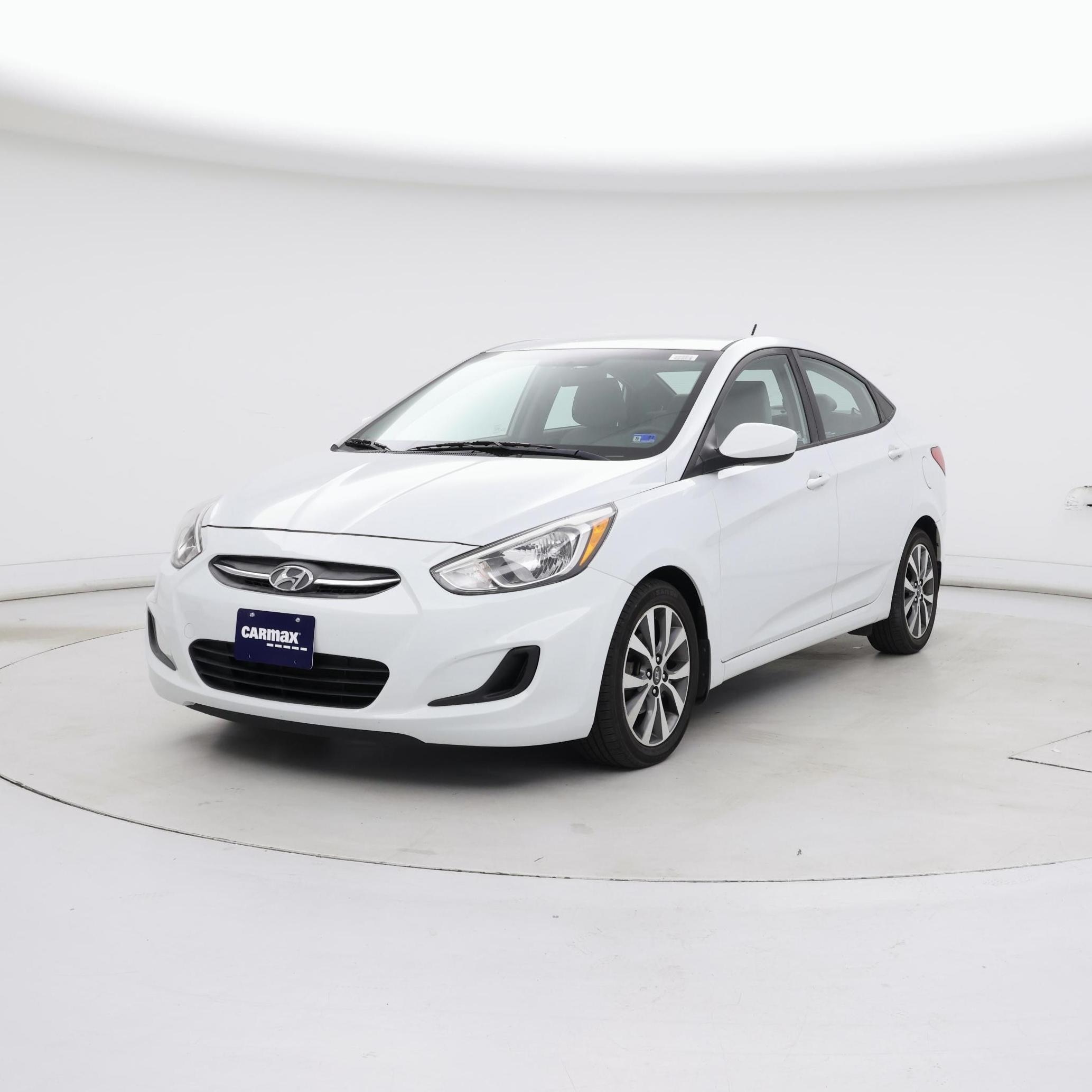 Thumbnail: 2017 Hyundai Accent - 4