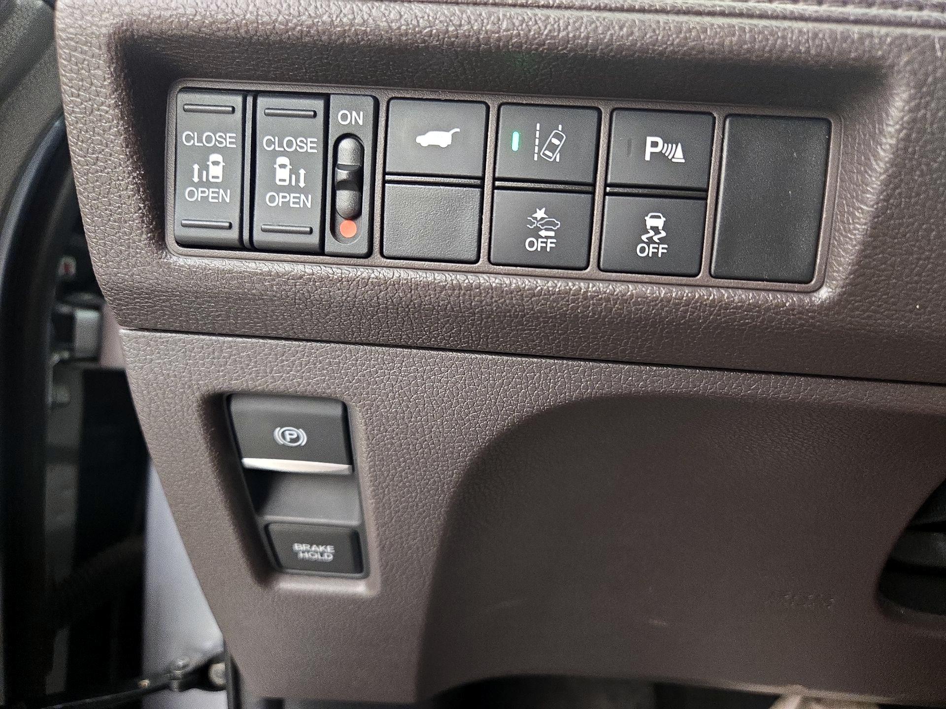 Thumbnail: 2020 Honda Odyssey - 13