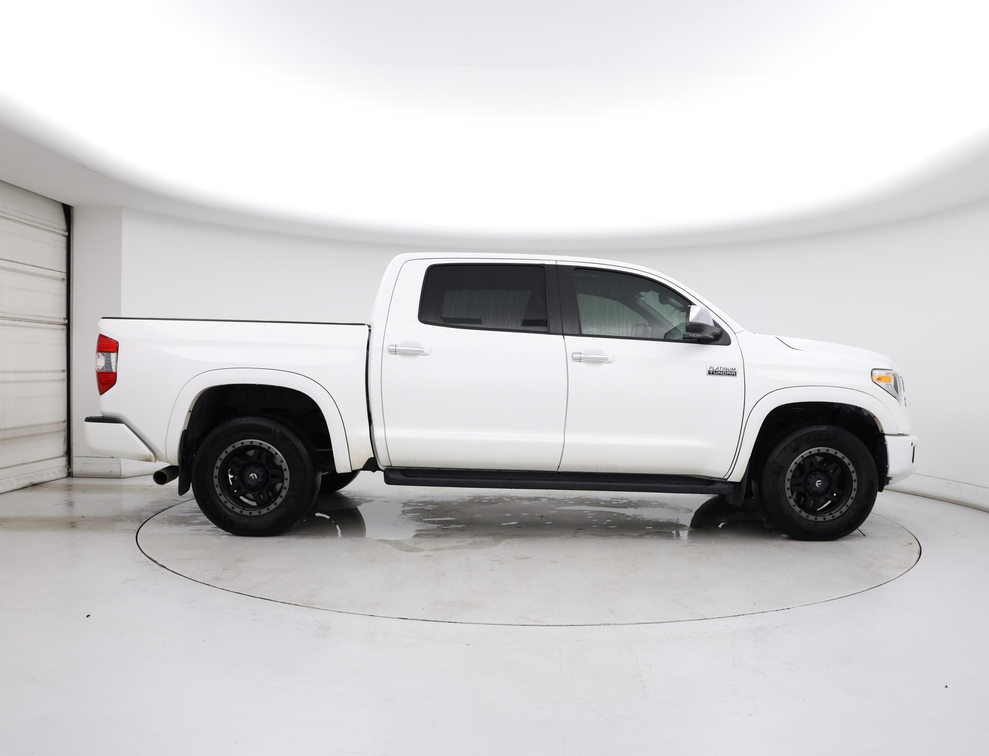 Thumbnail: 2020 Toyota Tundra - 7