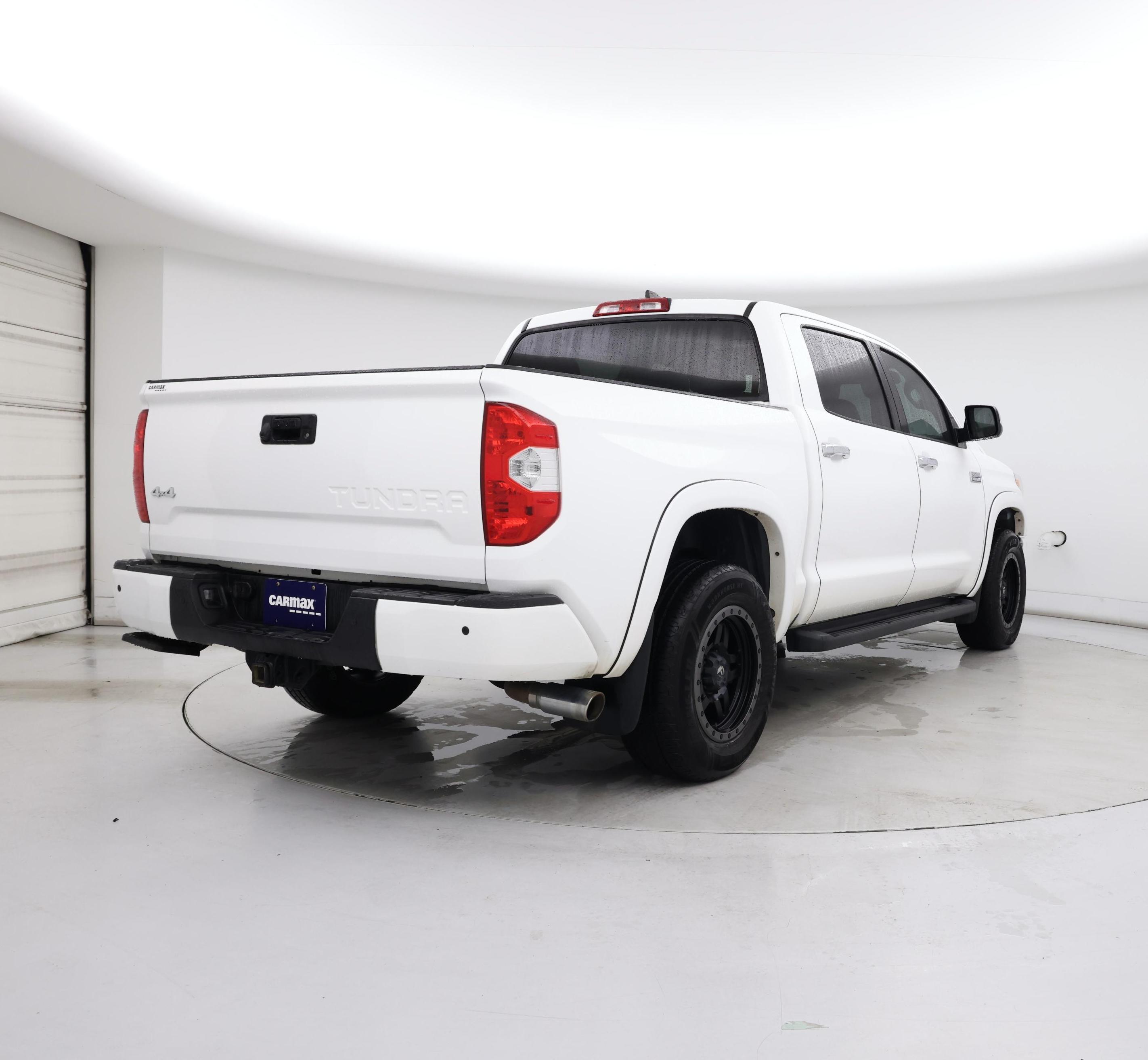 Thumbnail: 2020 Toyota Tundra - 8