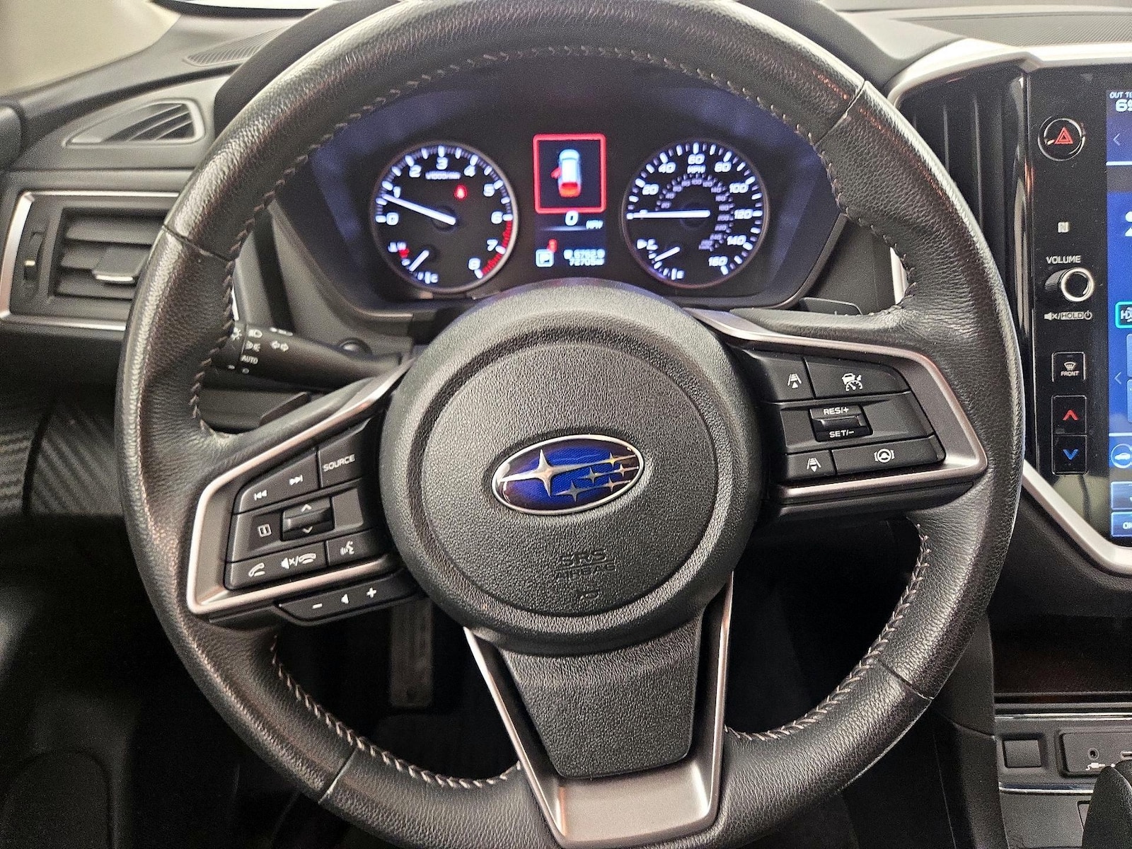 2023 Subaru Ascent Premium - Photo 11