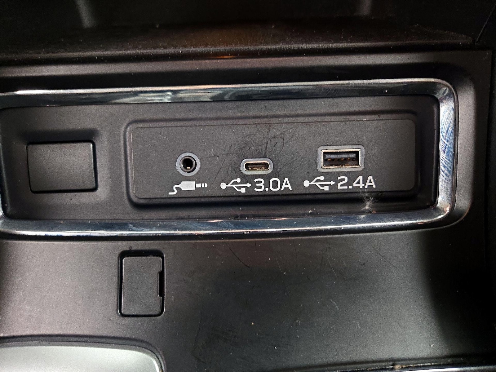 2023 Subaru Ascent Premium - Photo 19