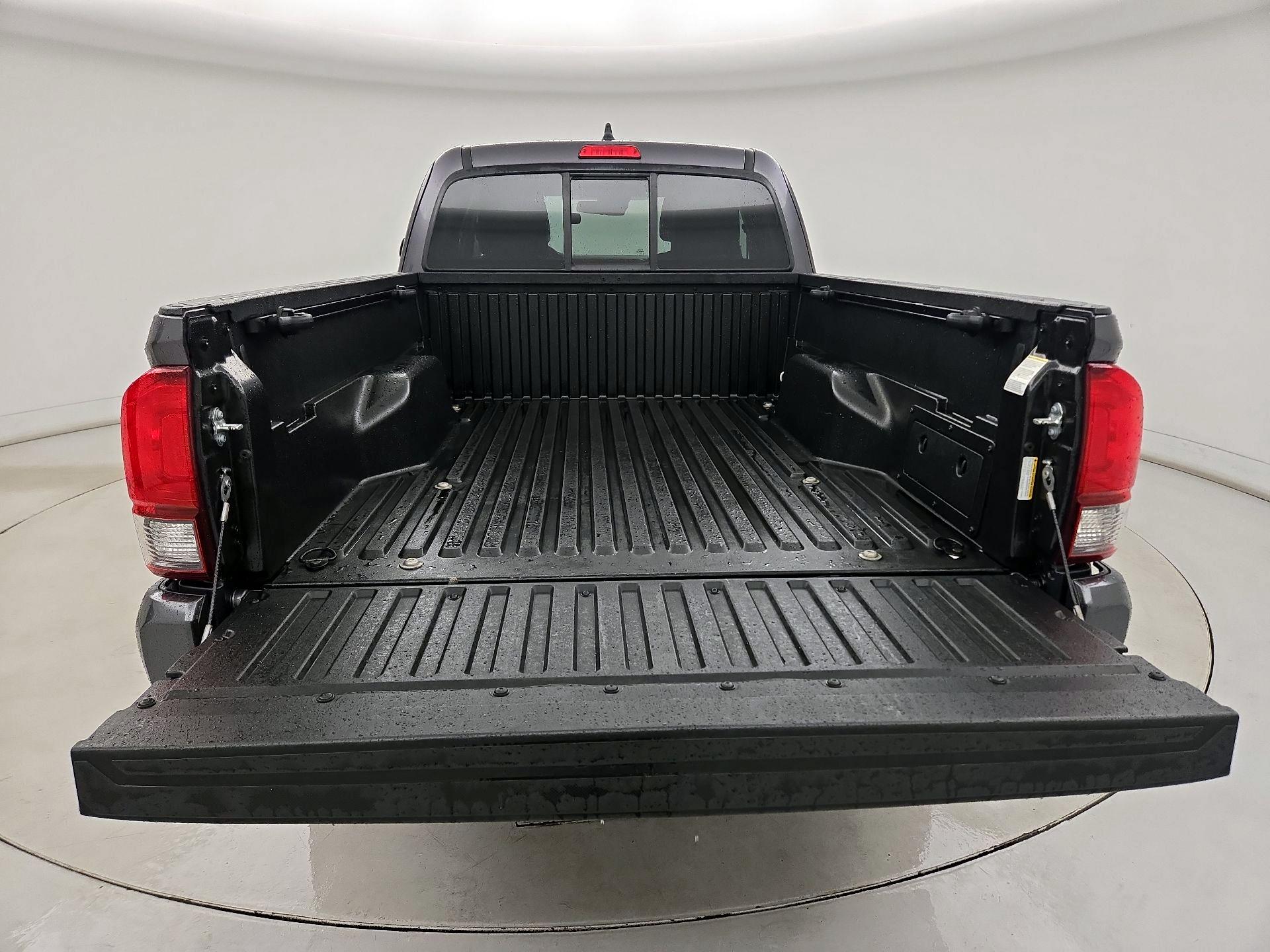 Thumbnail: 2022 Toyota Tacoma - 20