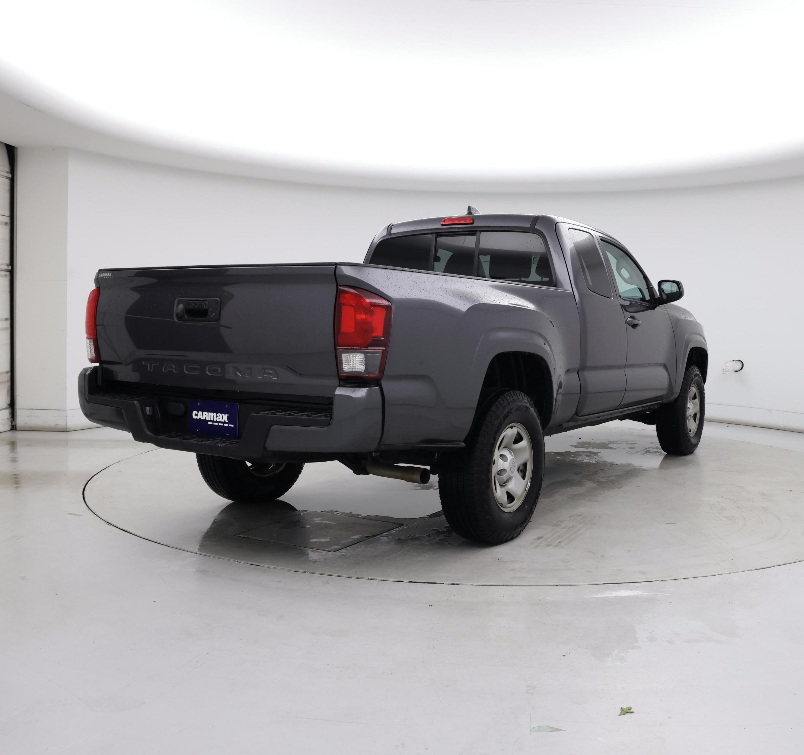 Thumbnail: 2022 Toyota Tacoma - 8