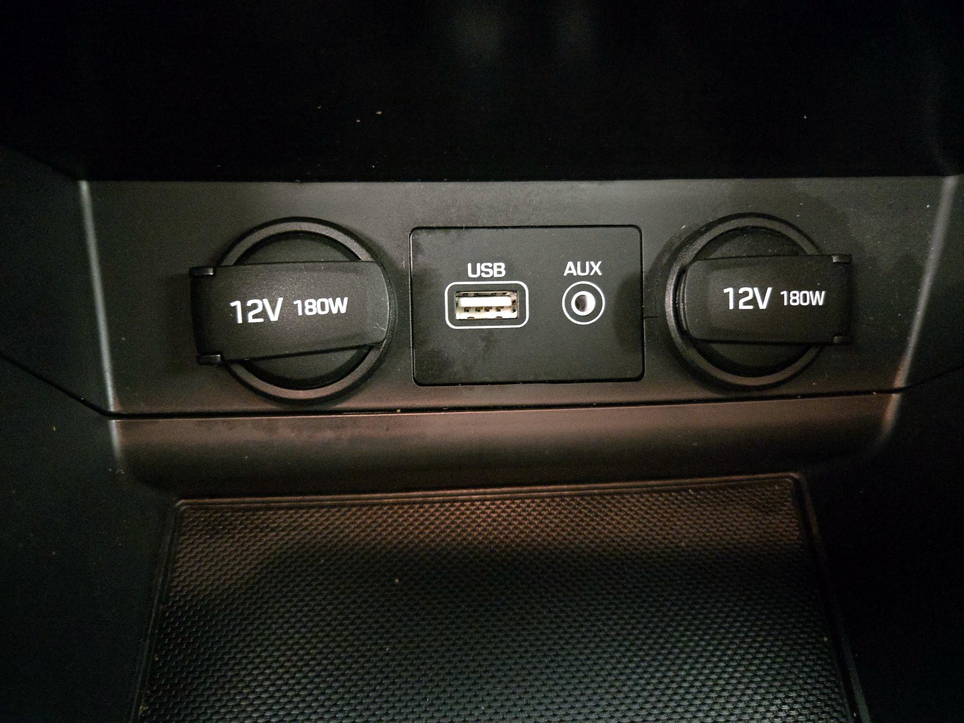 Thumbnail: 2016 Hyundai Sonata - 18