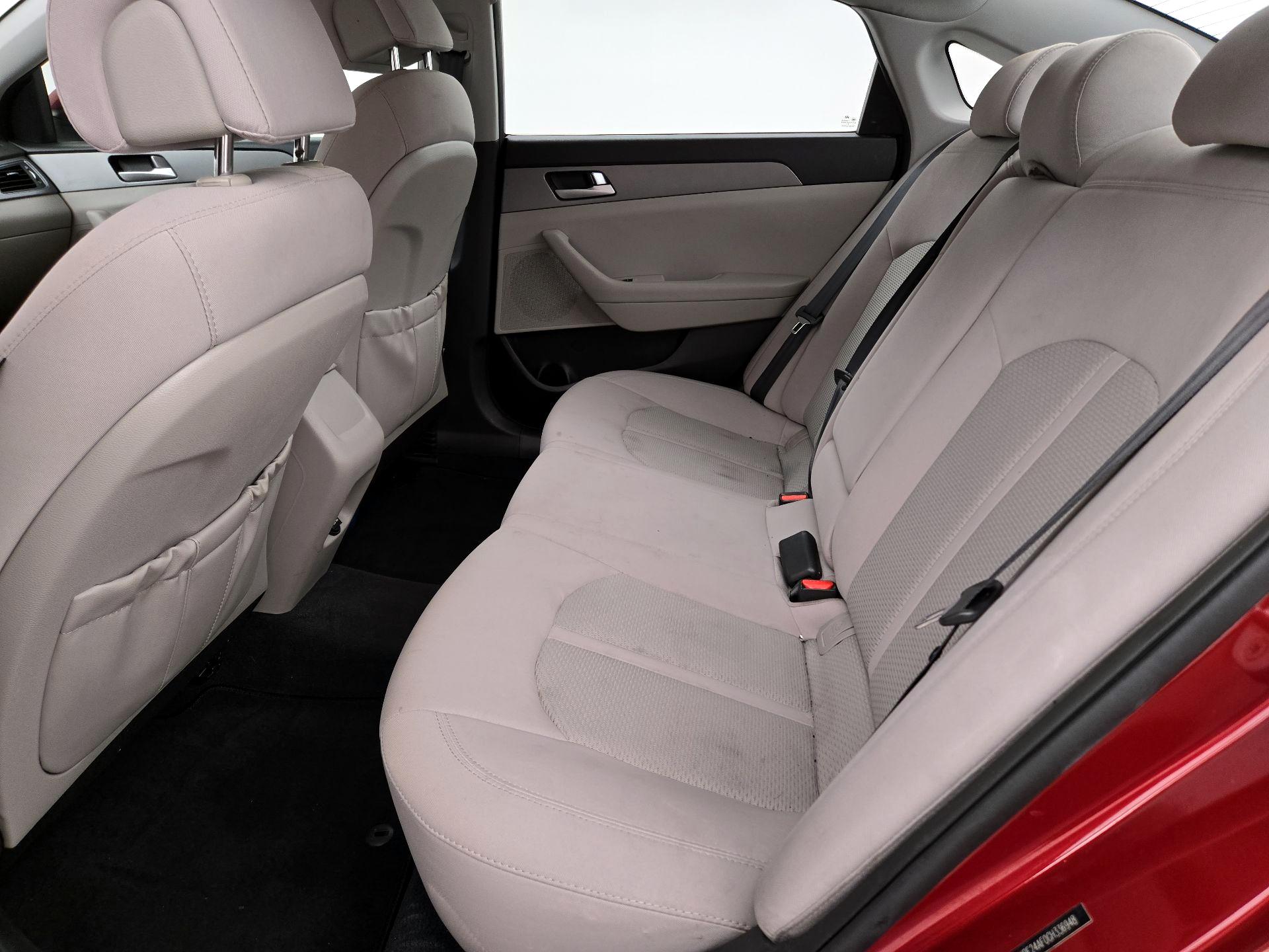 Thumbnail: 2016 Hyundai Sonata - 19