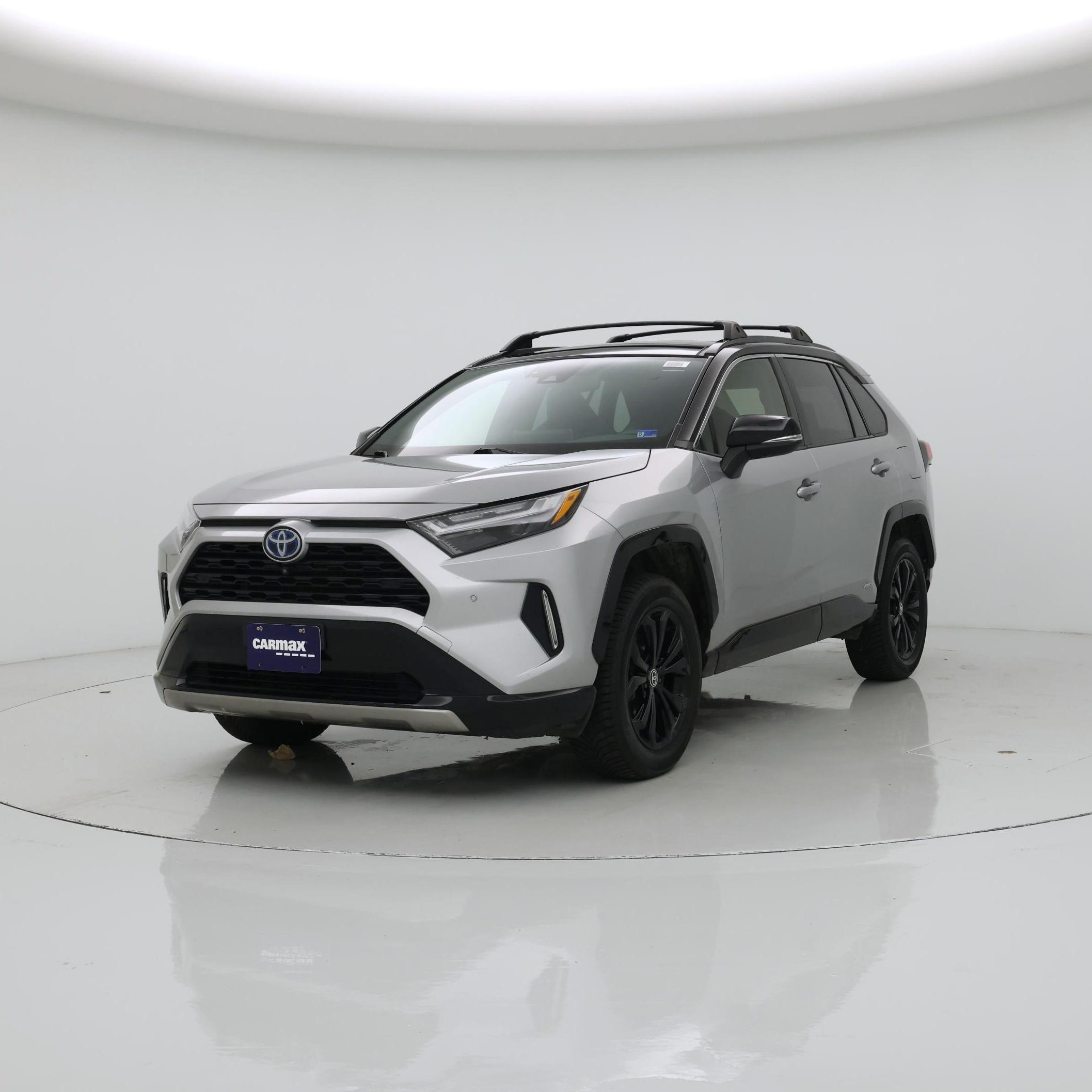Thumbnail: 2022 Toyota RAV4 - 4