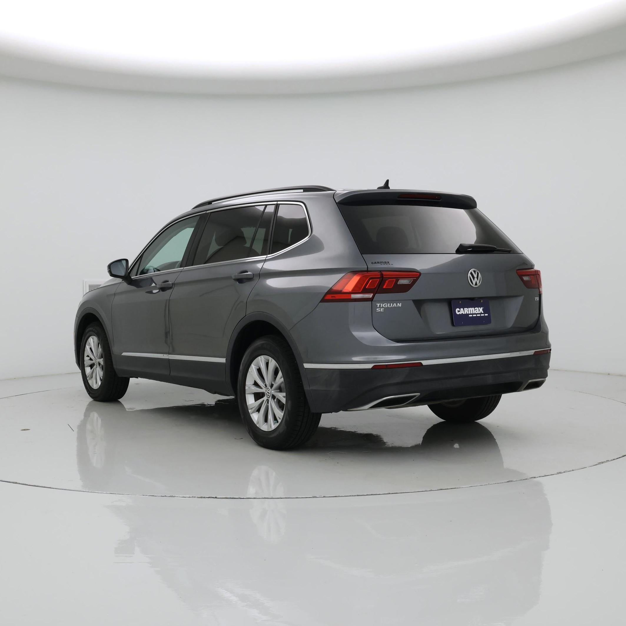 Thumbnail: 2018 Volkswagen Tiguan - 2