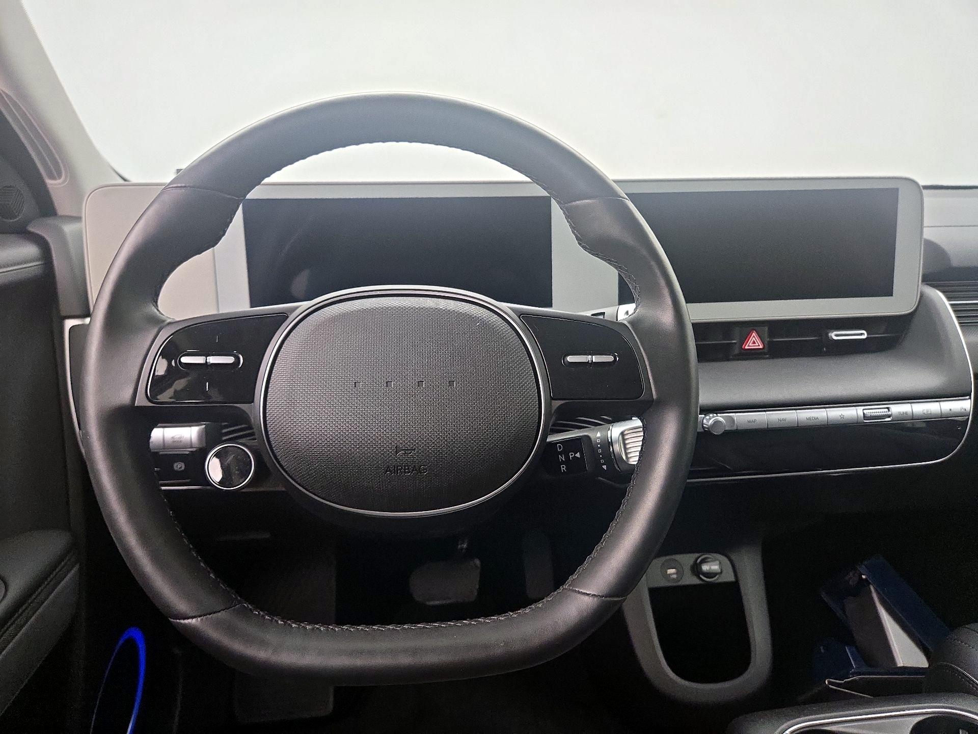 Thumbnail: 2023 Hyundai Ioniq 5 - 10
