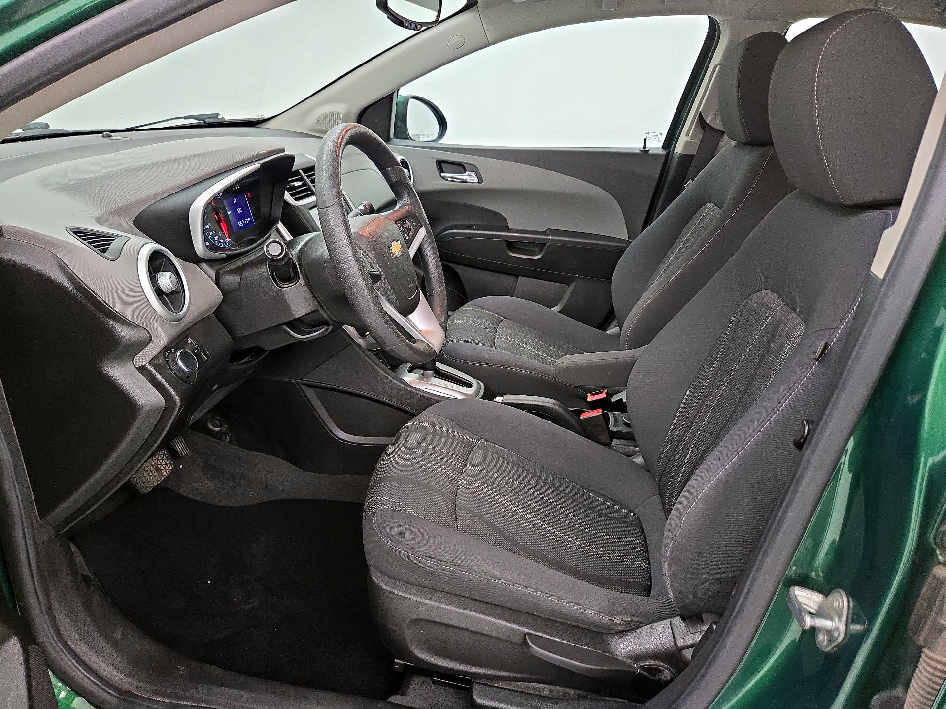 Thumbnail: 2018 Chevrolet Sonic - 11