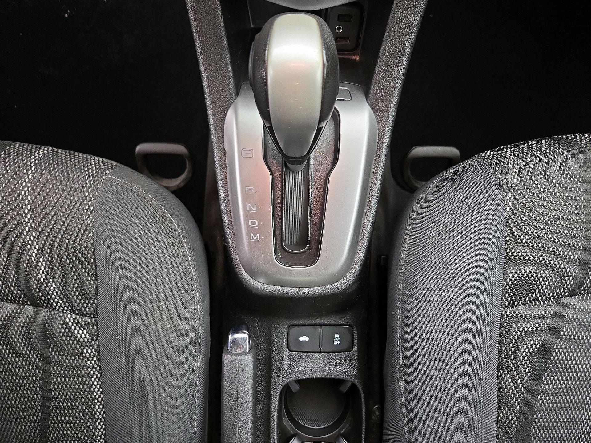 Thumbnail: 2018 Chevrolet Sonic - 17