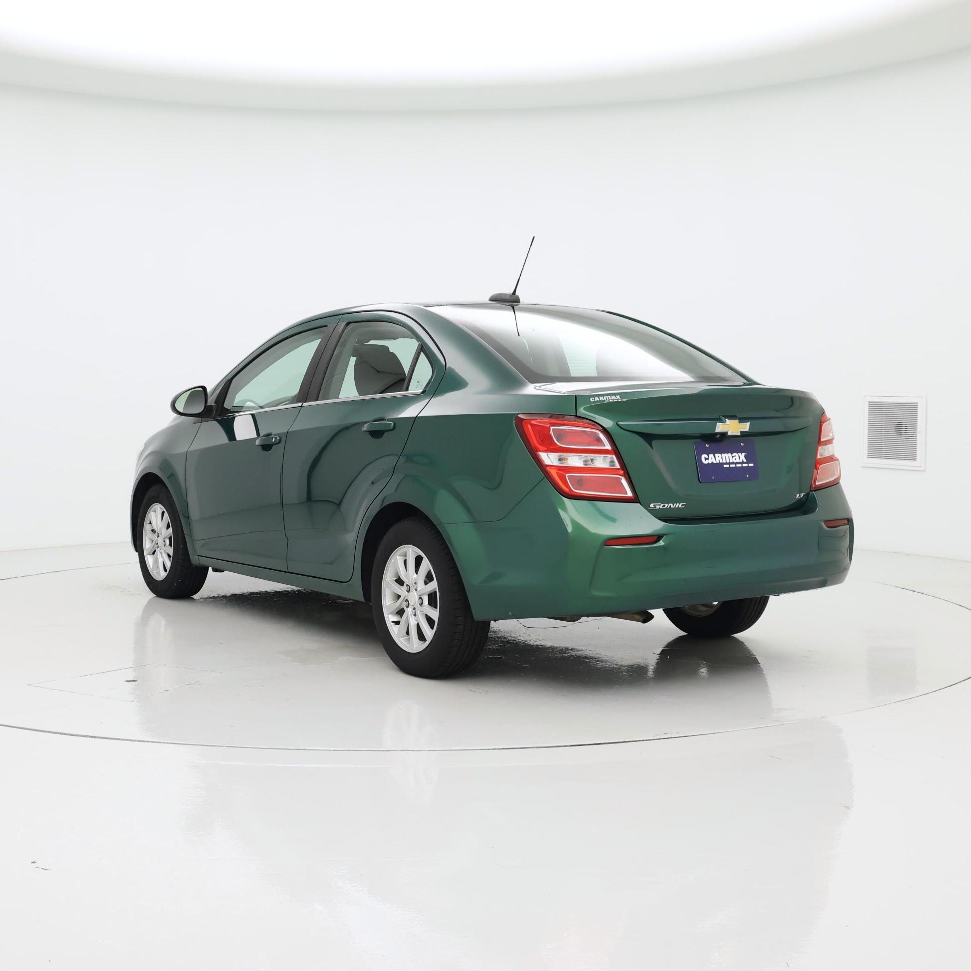 Thumbnail: 2018 Chevrolet Sonic - 2