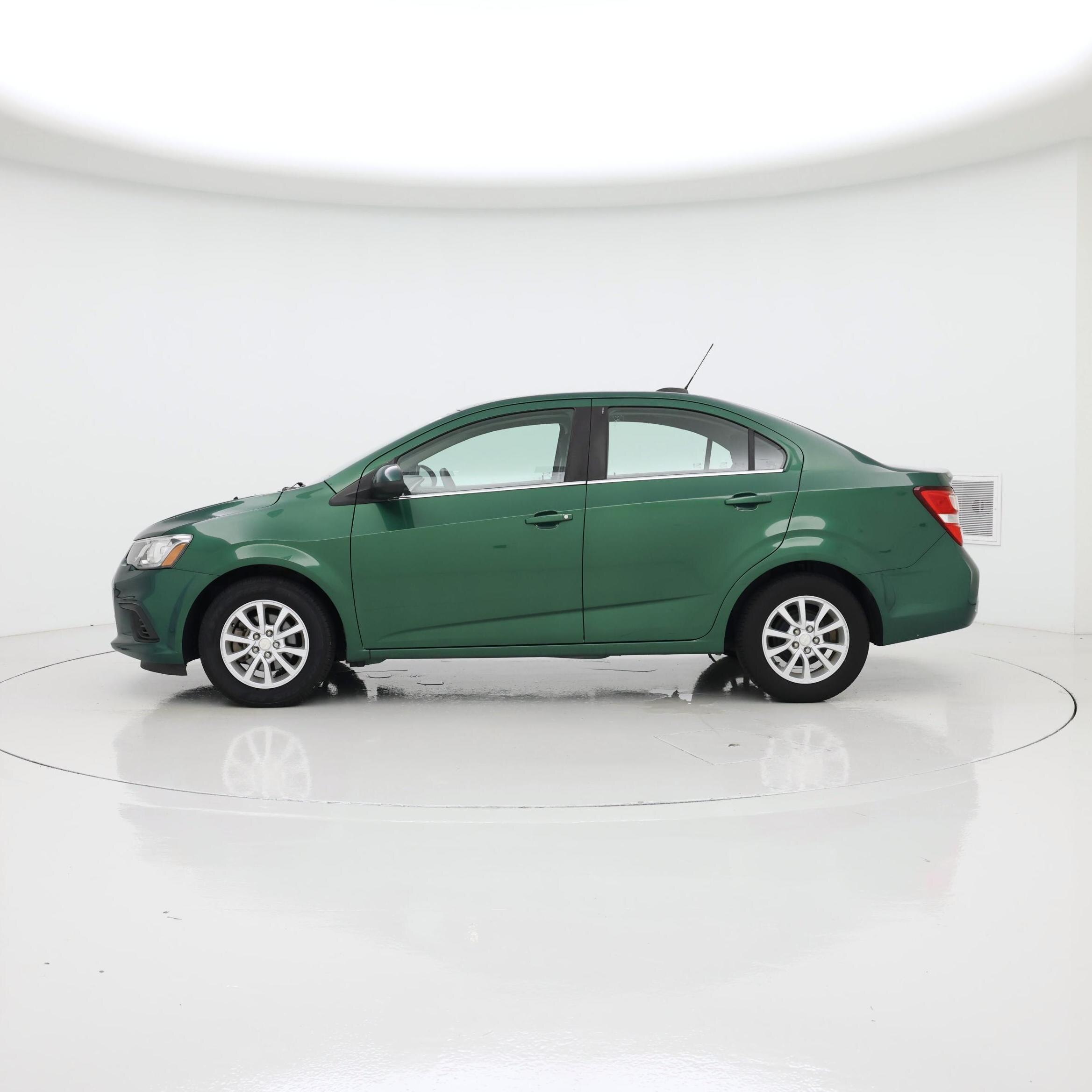 Thumbnail: 2018 Chevrolet Sonic - 3