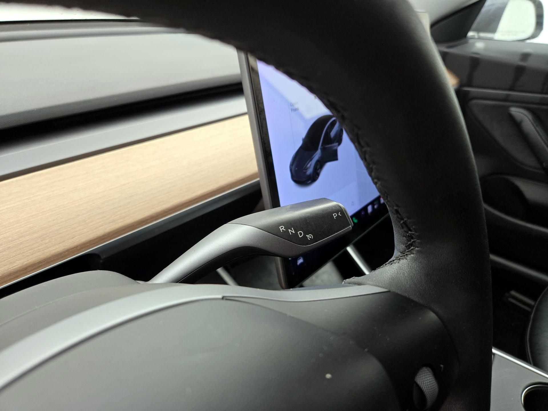 Thumbnail: 2020 Tesla Model 3 - 17