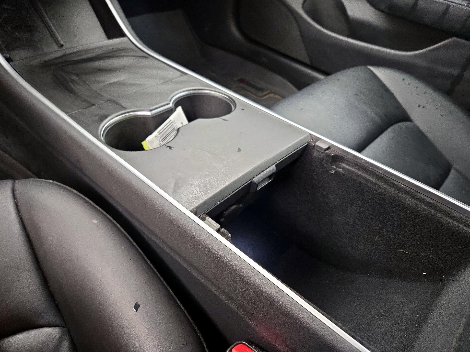 Thumbnail: 2020 Tesla Model 3 - 18