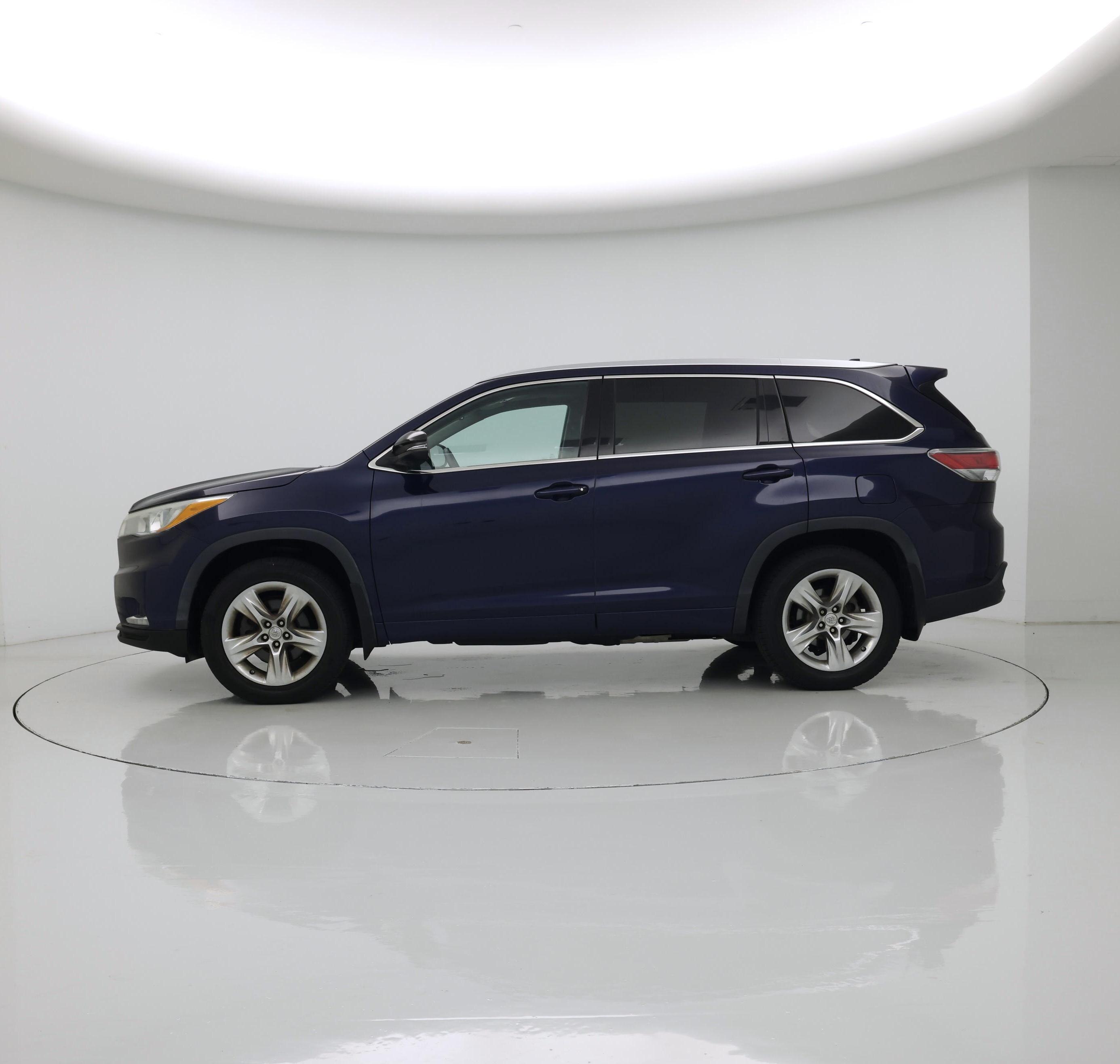 Thumbnail: 2015 Toyota Highlander - 3