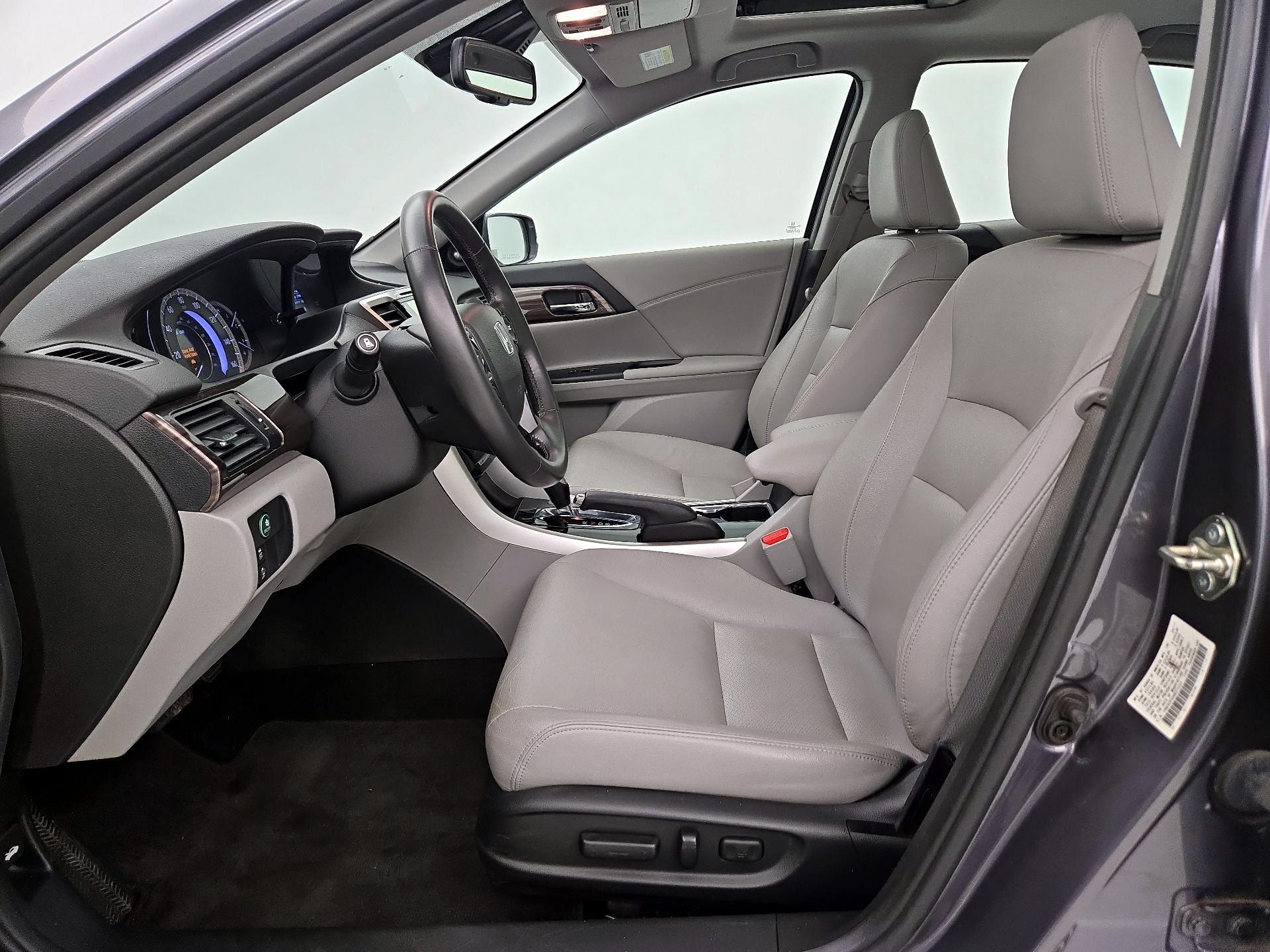 Thumbnail: 2017 Honda Accord - 11
