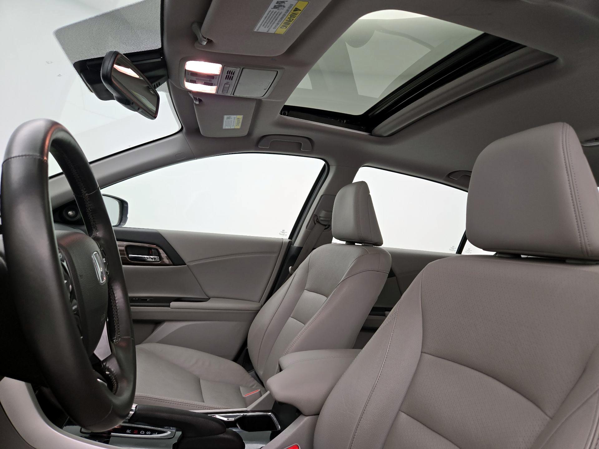 Thumbnail: 2017 Honda Accord - 20