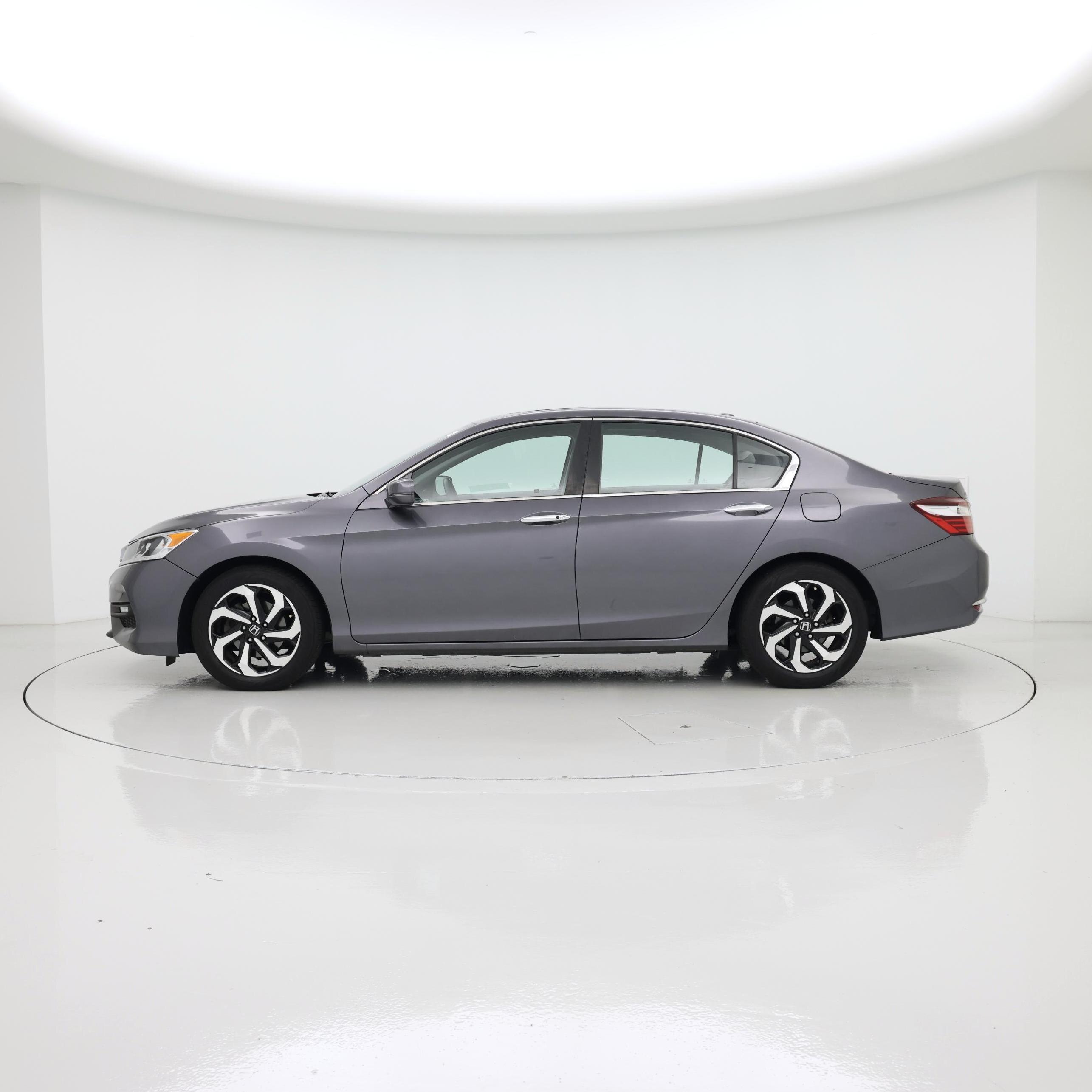 Thumbnail: 2017 Honda Accord - 3