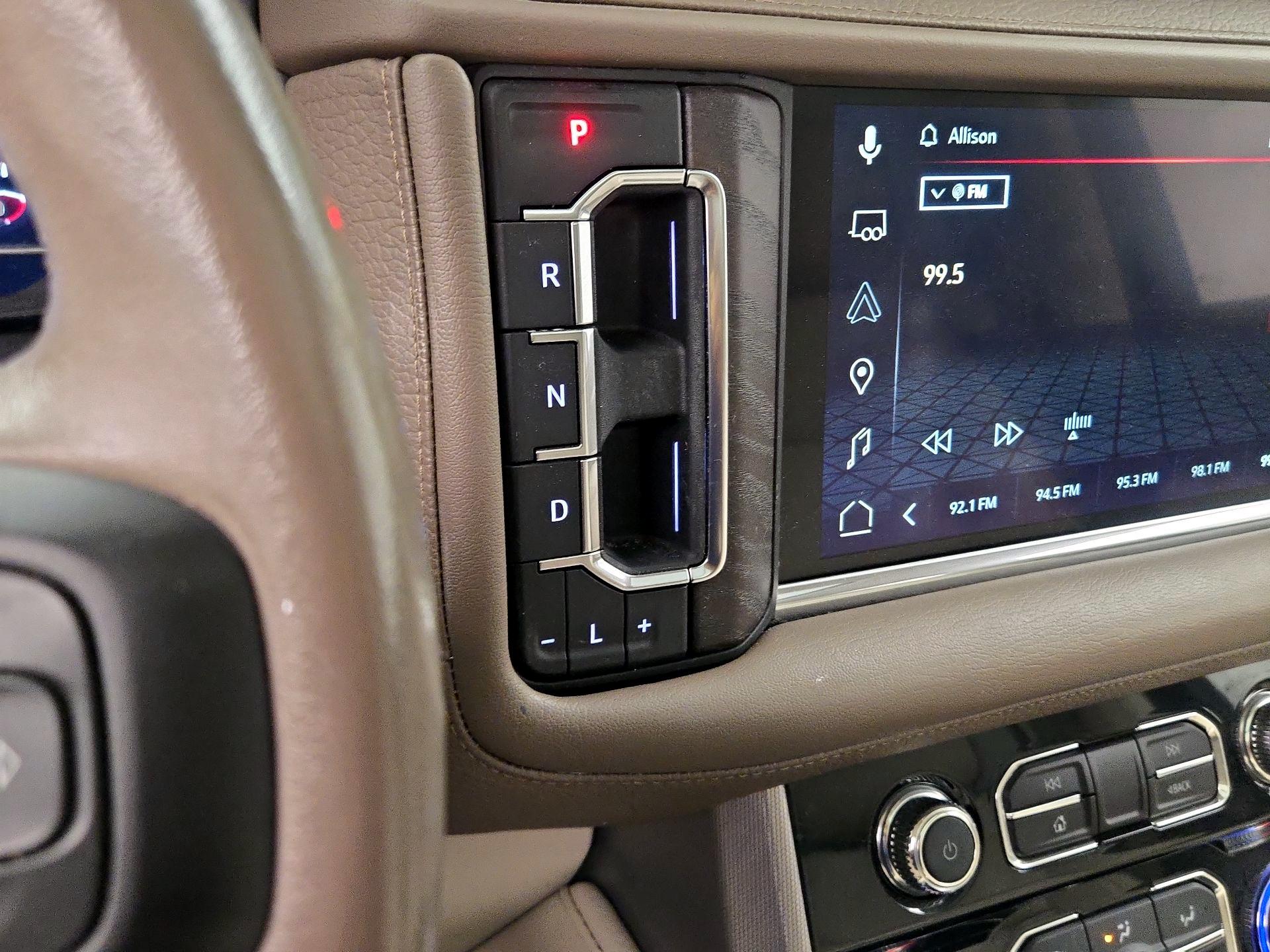 Thumbnail: 2022 GMC Yukon XL - 18